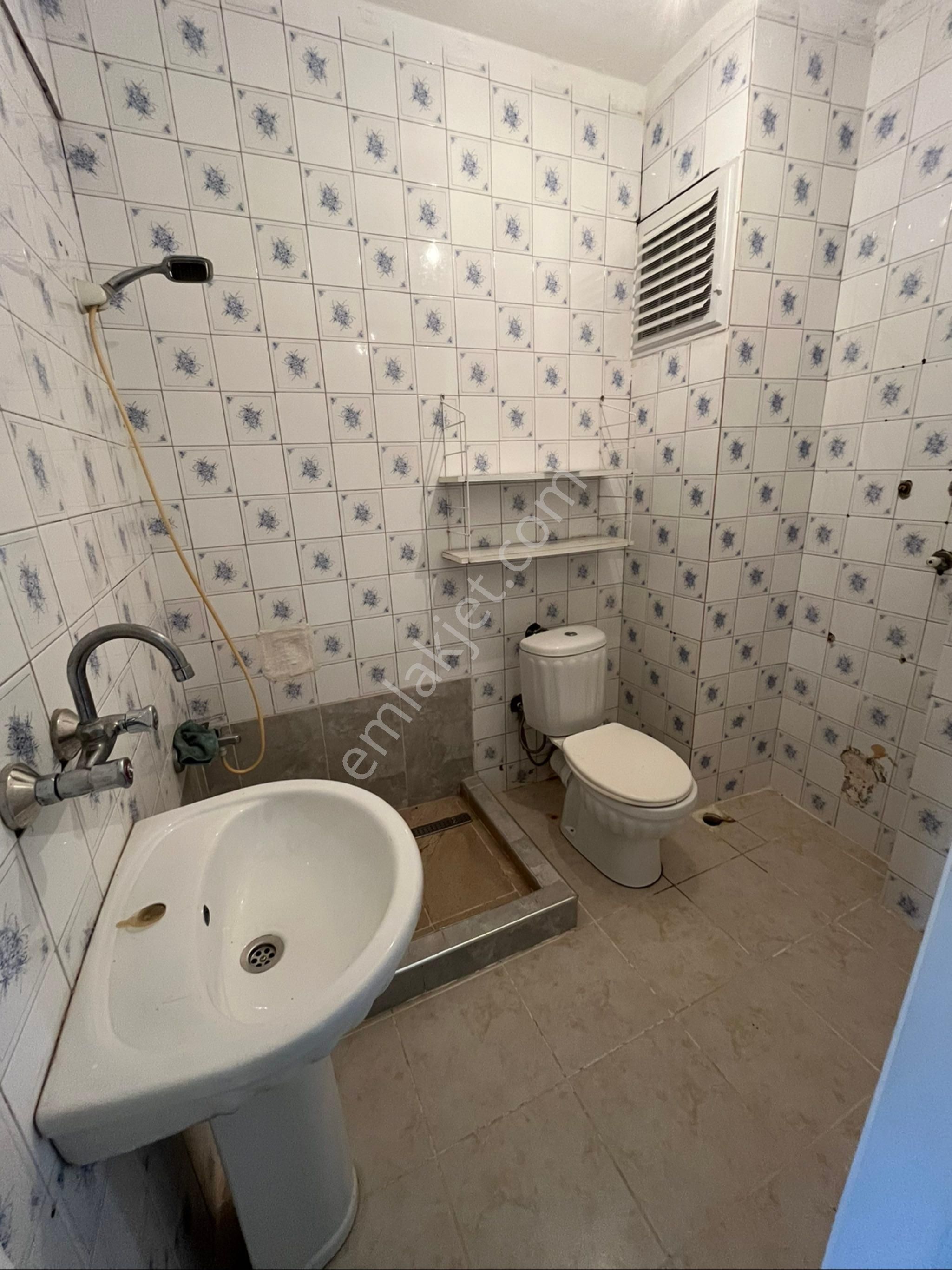 Ümraniye Yukarı Dudullu Alemdagi Caddesi - Görsel 3
