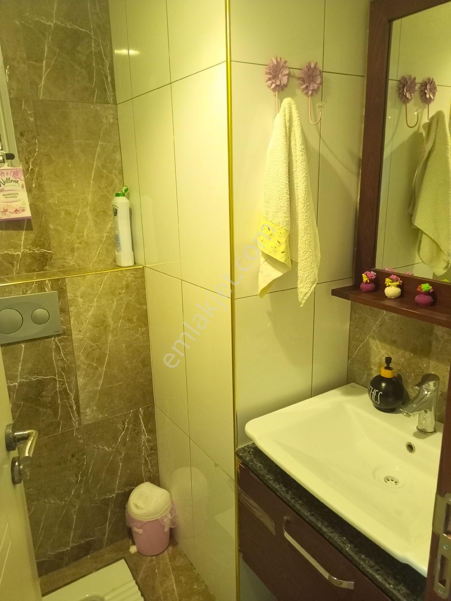 Gürselpaşa'da Havuzlu Site İçerisinde - Görsel 19