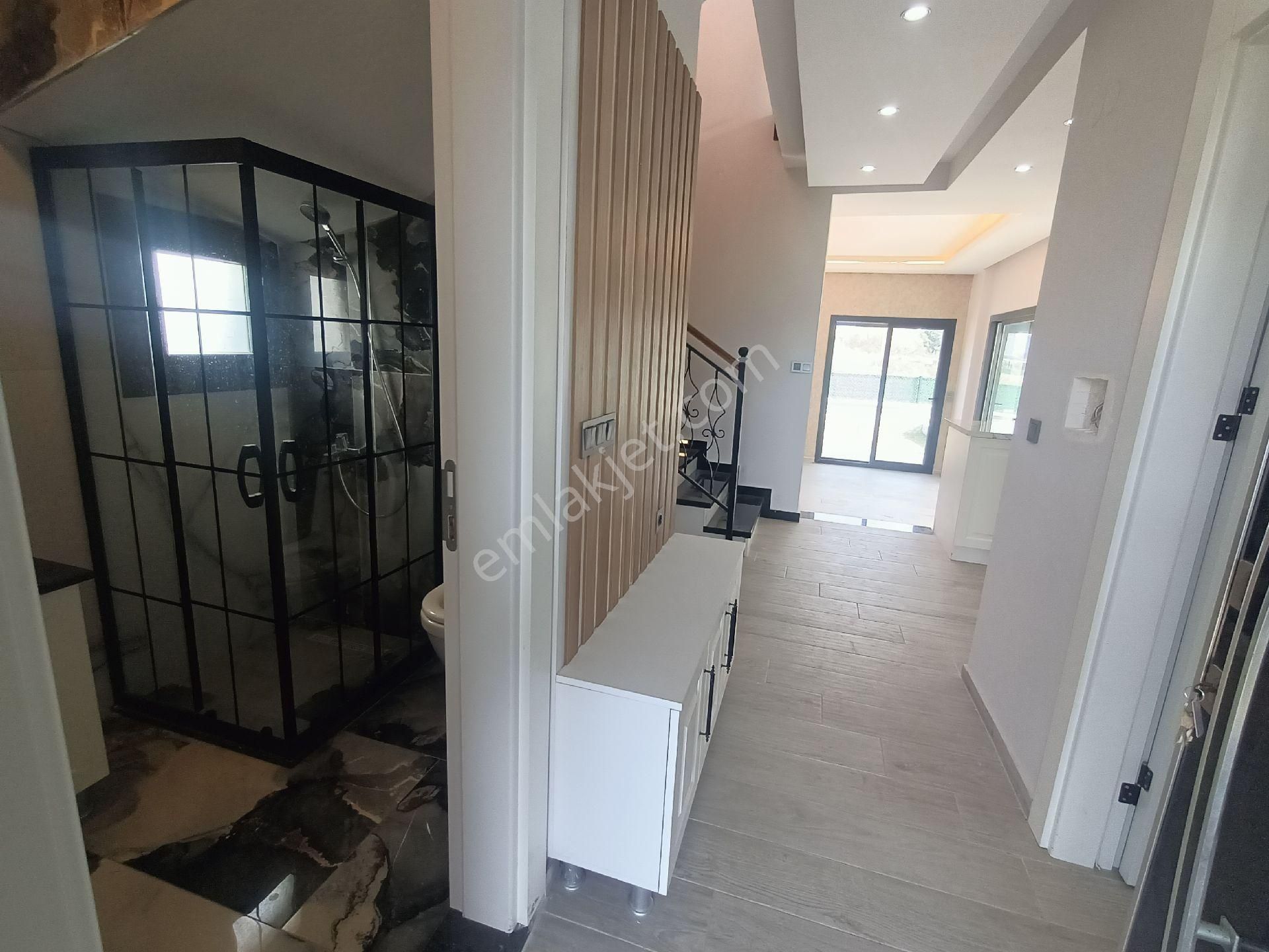 Kuşadası Güzelçamlı 4+1 Villa Satılık - Görsel 10