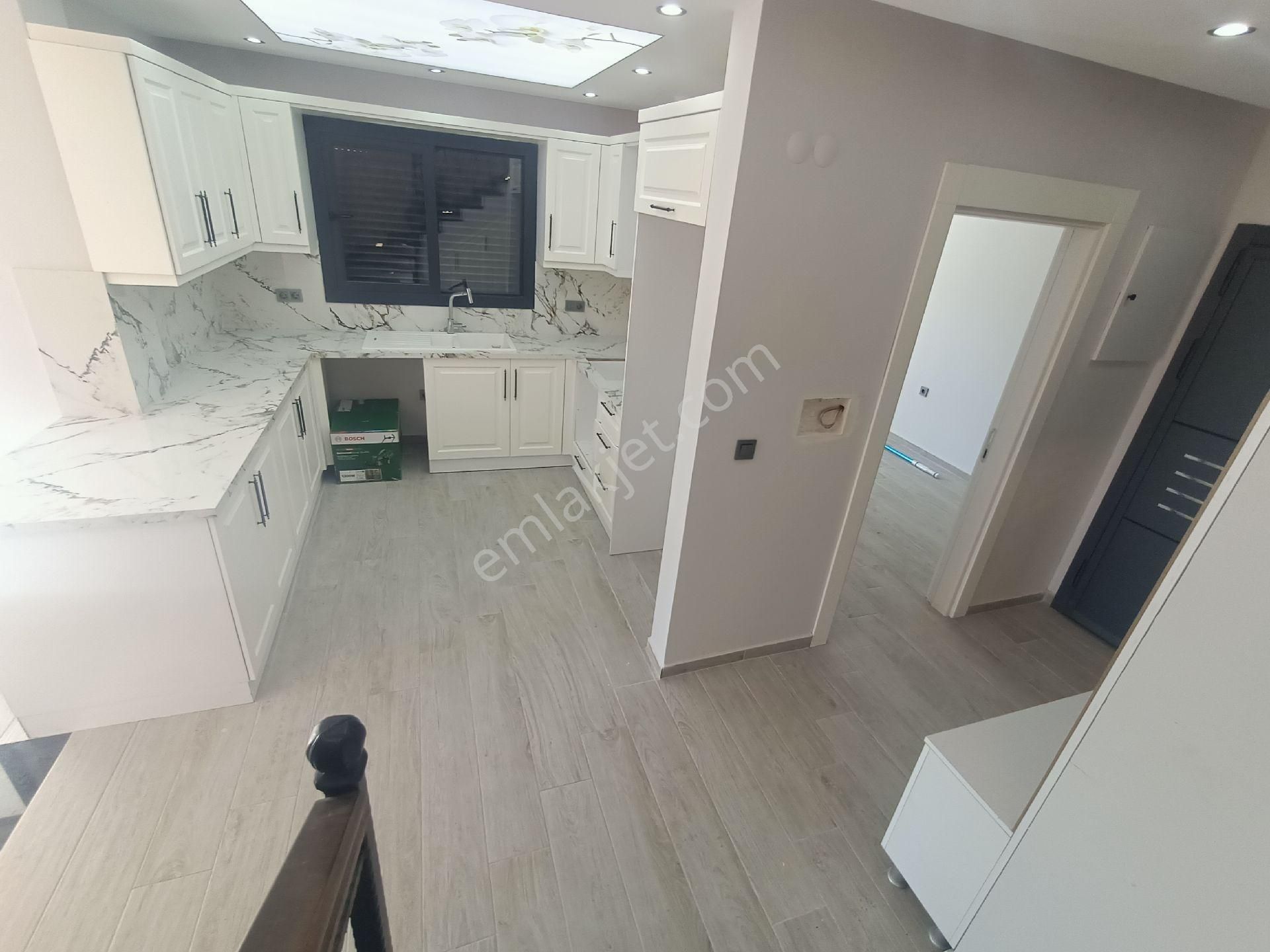 Kuşadası Güzelçamlı 4+1 Villa Satılık - Görsel 14
