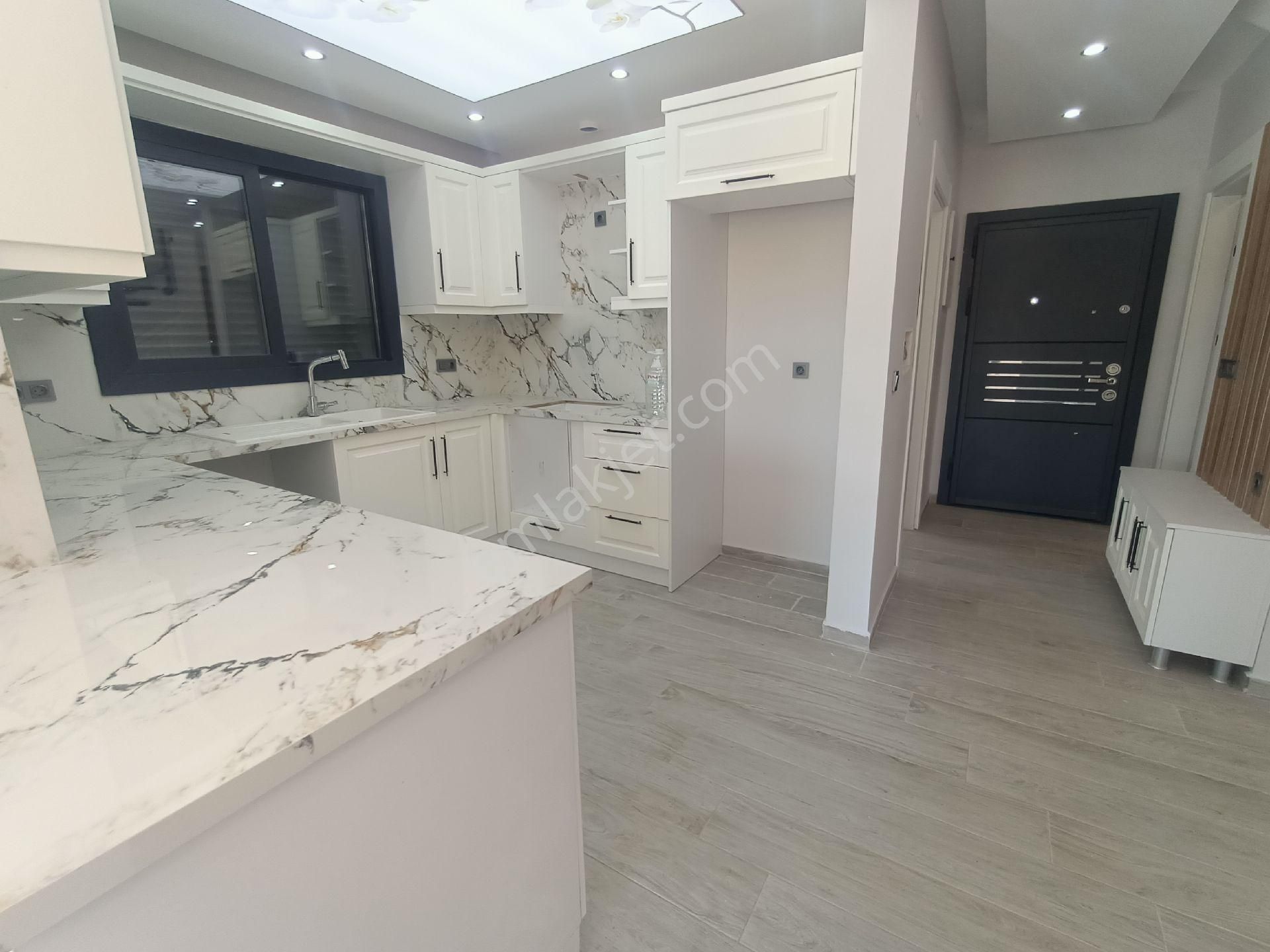 Kuşadası Güzelçamlı 4+1 Villa Satılık - Görsel 30