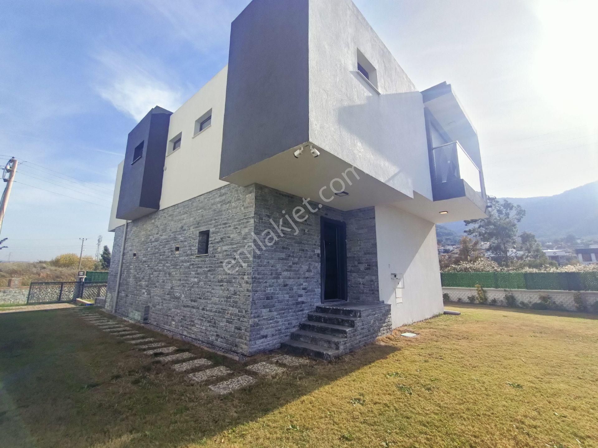 Kuşadası Güzelçamlı 4+1 Villa Satılık - Görsel 4