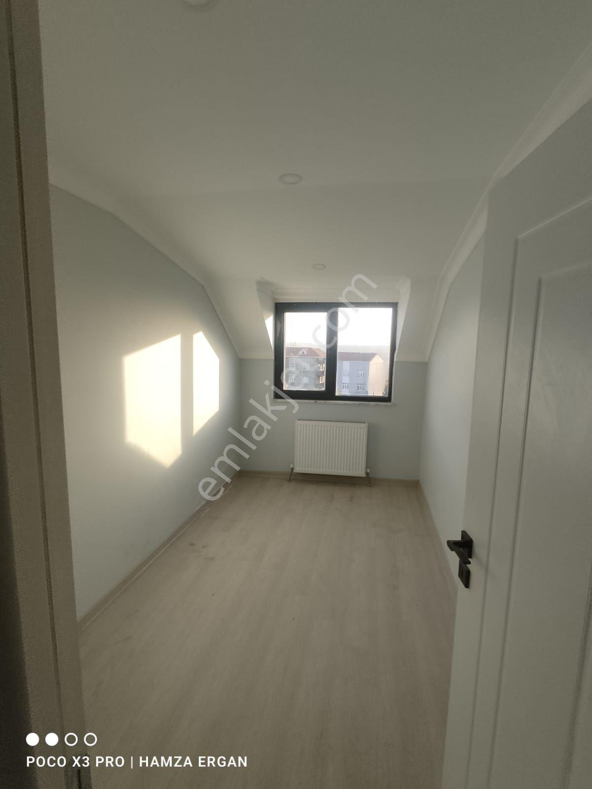 Uygun Krediyle Arnavutköy Taşoluk'ta Satılık 5+1 Çatı Kat Dubleks Daire - Görsel 16
