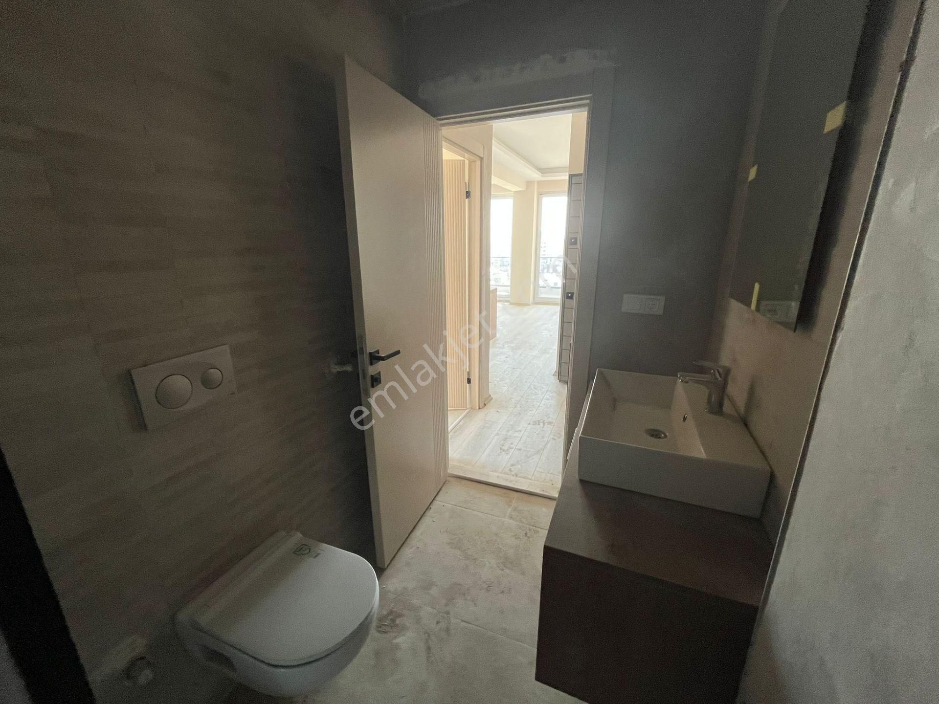 Erdemli Akdeniz Mah.de Havuzlu Site İçi ,kısmi Deniz Manz.lı 1+1 - Görsel 25