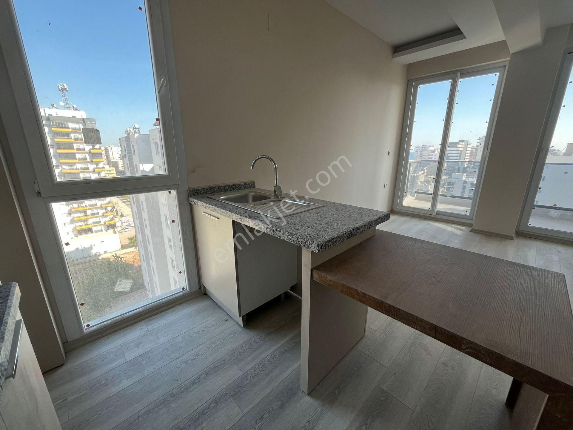 Erdemli Akdeniz Mah.de Havuzlu Site İçi ,kısmi Deniz Manz.lı 1+1 - Görsel 20