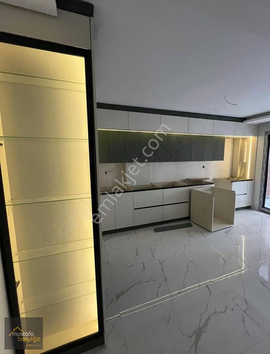 Mustafa Başyiğit Emlaktan Reşatbey Mahallesinde Satılık Lüx 3+1 - Görsel 15