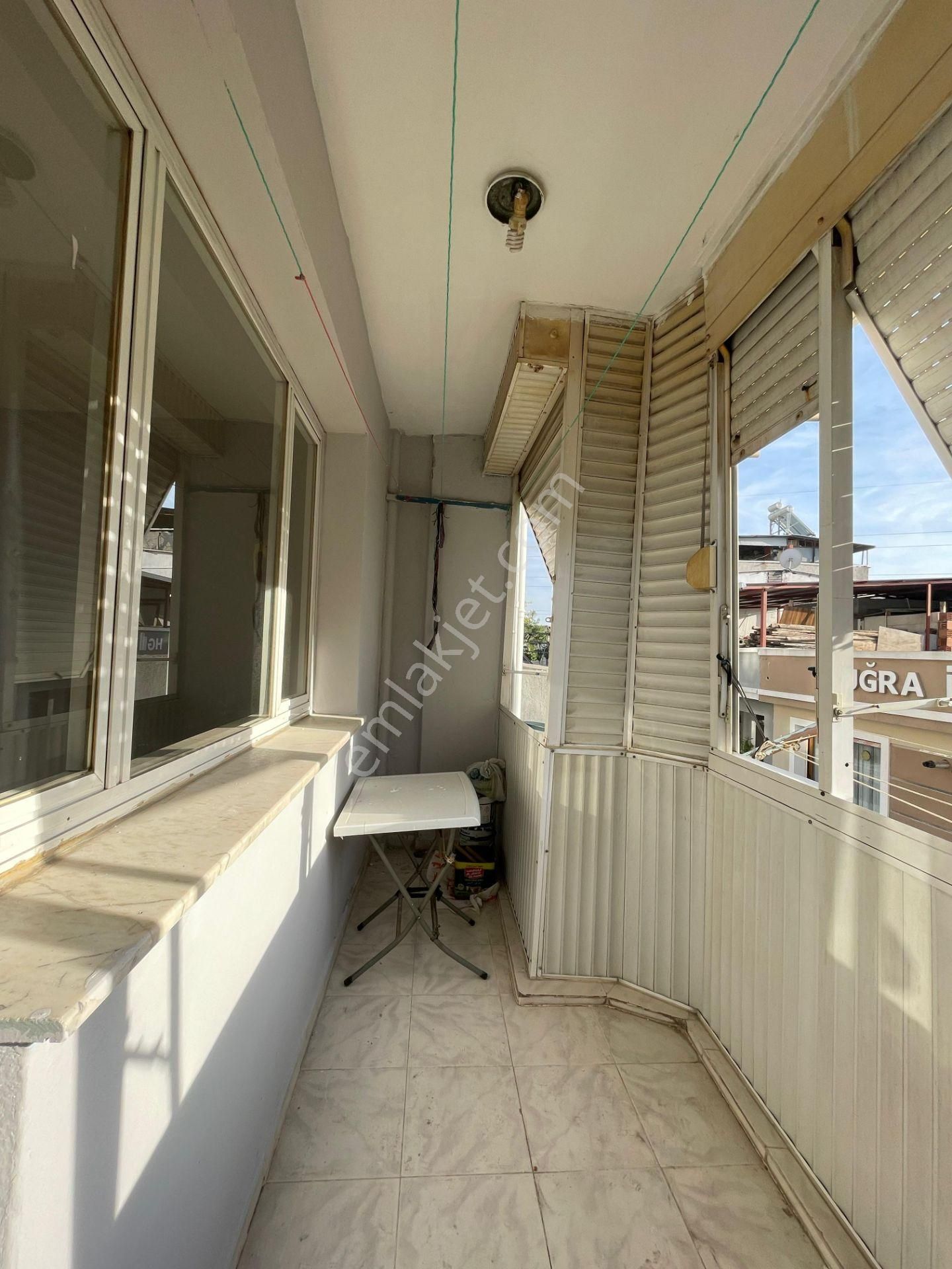 Buca Atatürk Mahallesi'nde Kiralık Daire (3+1) - Görsel 6