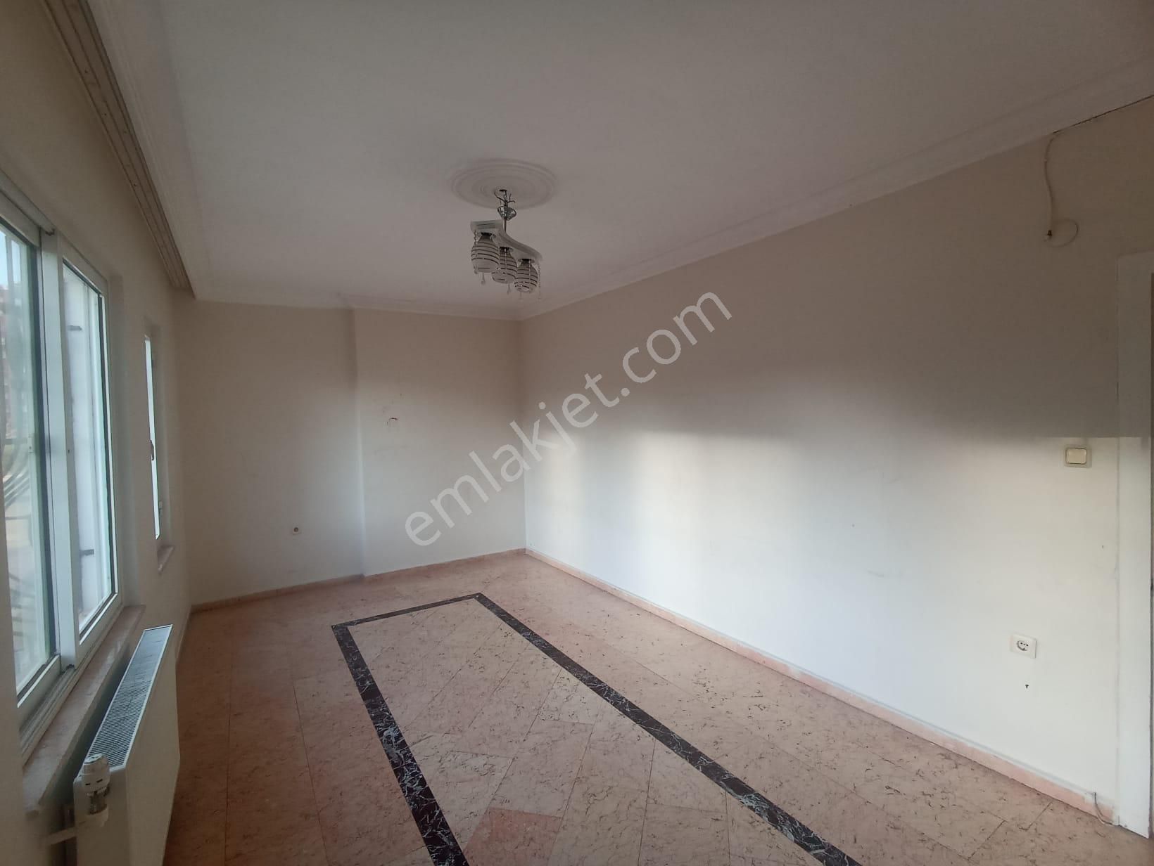 Rw Budur Dan Menderes Mah Liparis 2 Karşısı 4+1 Geniş Daire - Görsel 4