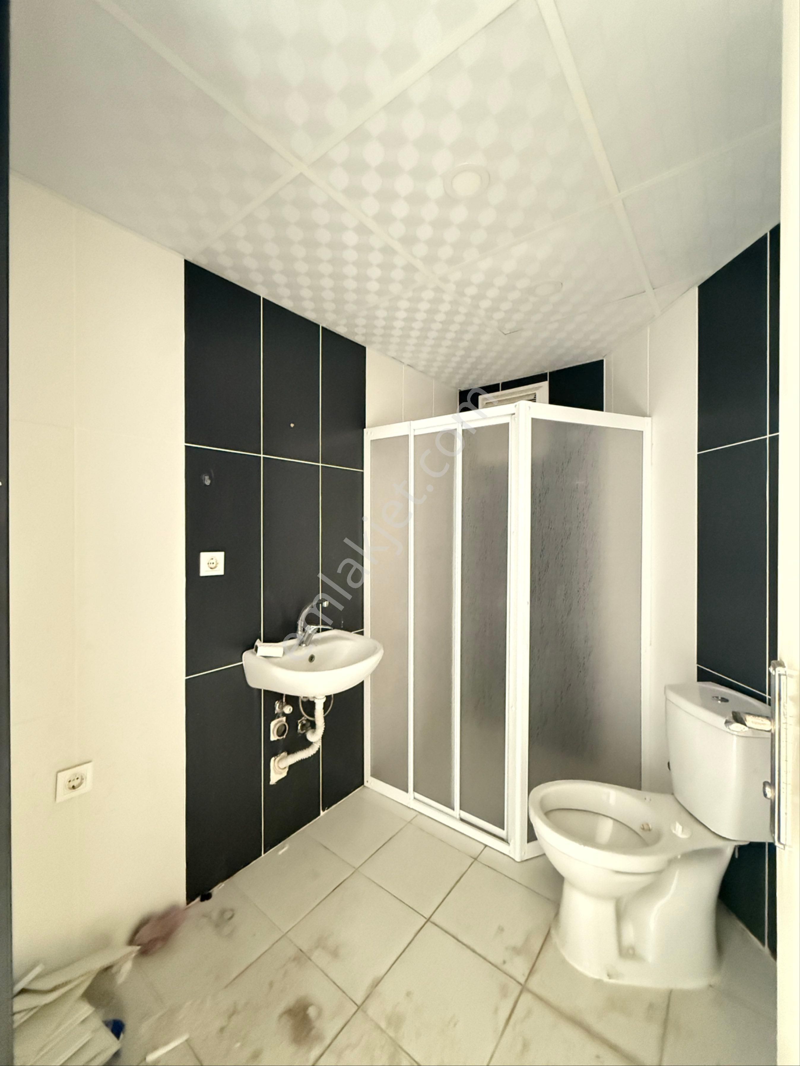 Remint’den Tellidere Metro Yolu Üzerinde Genii 2*1 Açık Mutfak Çift Banyo Teras Balkonlu Satılık!!! - Görsel 11