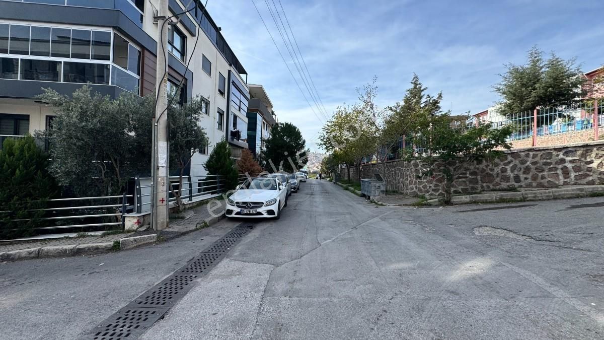 Bornova Atatürk Mah. Yeni Binada Satılık Otoparklı 2+1 Daire - Görsel 8