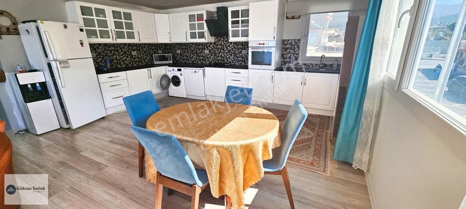 Akbük Limanında Satılık Komple Bina Ev Olarakta Kullanılmaktadır - Görsel 24