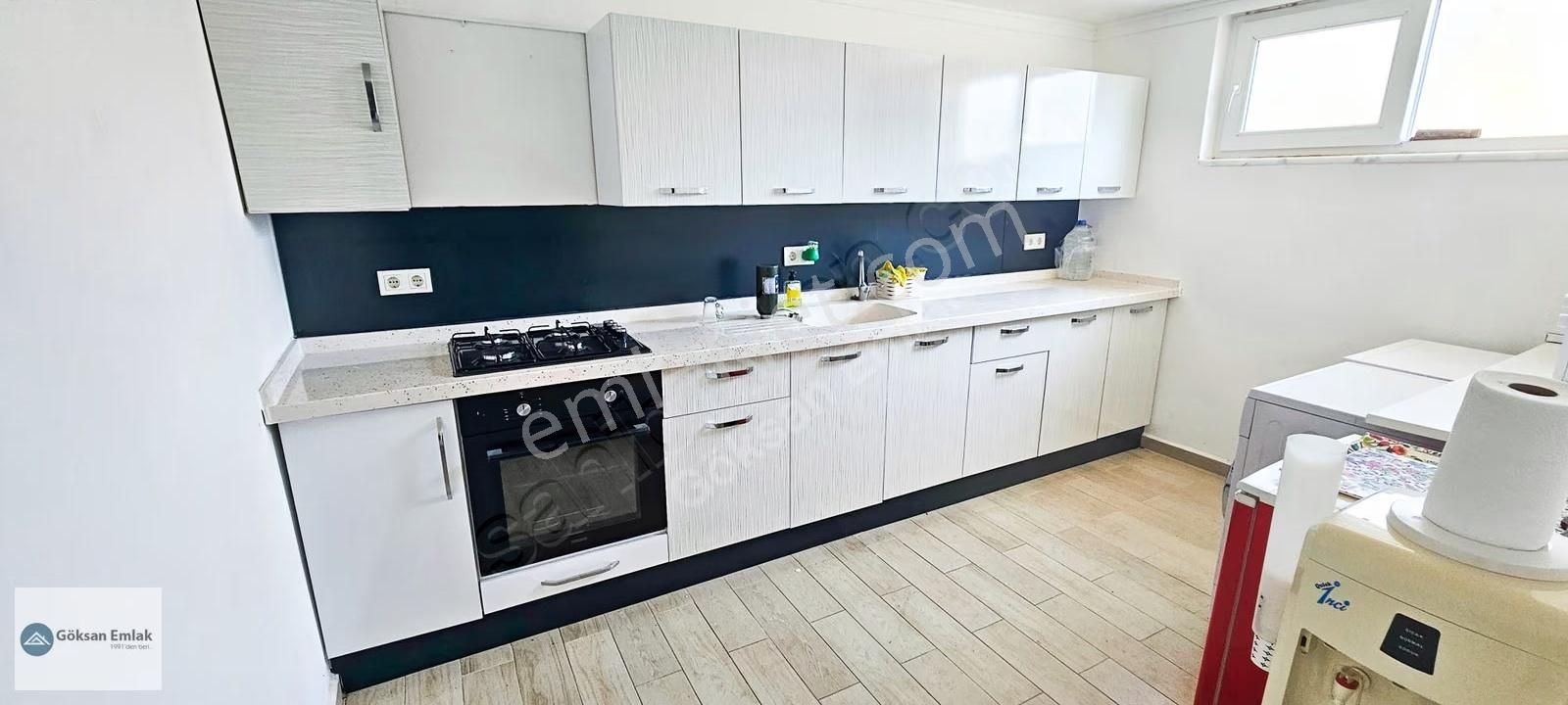 Akbük Limanında Satılık Komple Bina Ev Olarakta Kullanılmaktadır - Görsel 11