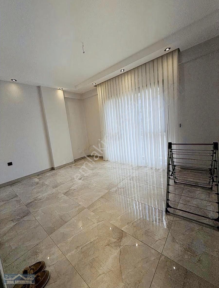 Cinkaya Bulvarında Site İçinde Ultralüx 3+1 Daire - Görsel 9