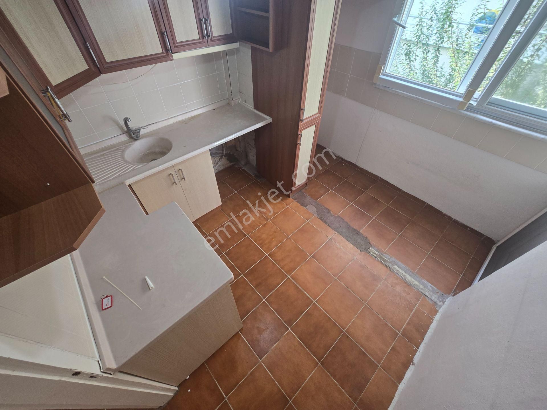 ▄▀▄jet Emlaktan Sarıkız'da Ön Cephe Arakat Denize 150m 2+1 Daire - Görsel 4