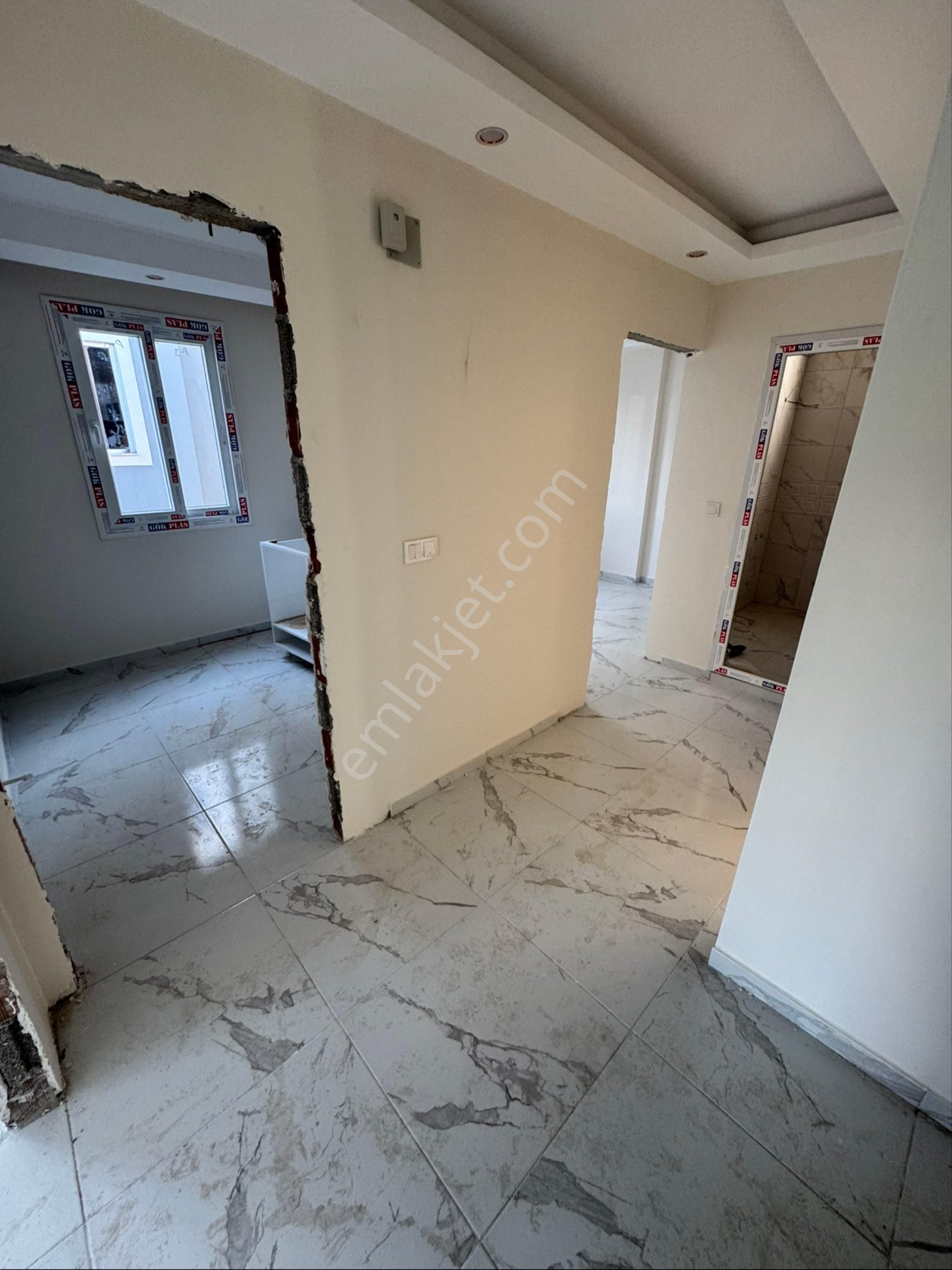 Saricam Gultepede 2 Katli Mustakil Evimiz Satliktir - Görsel 11