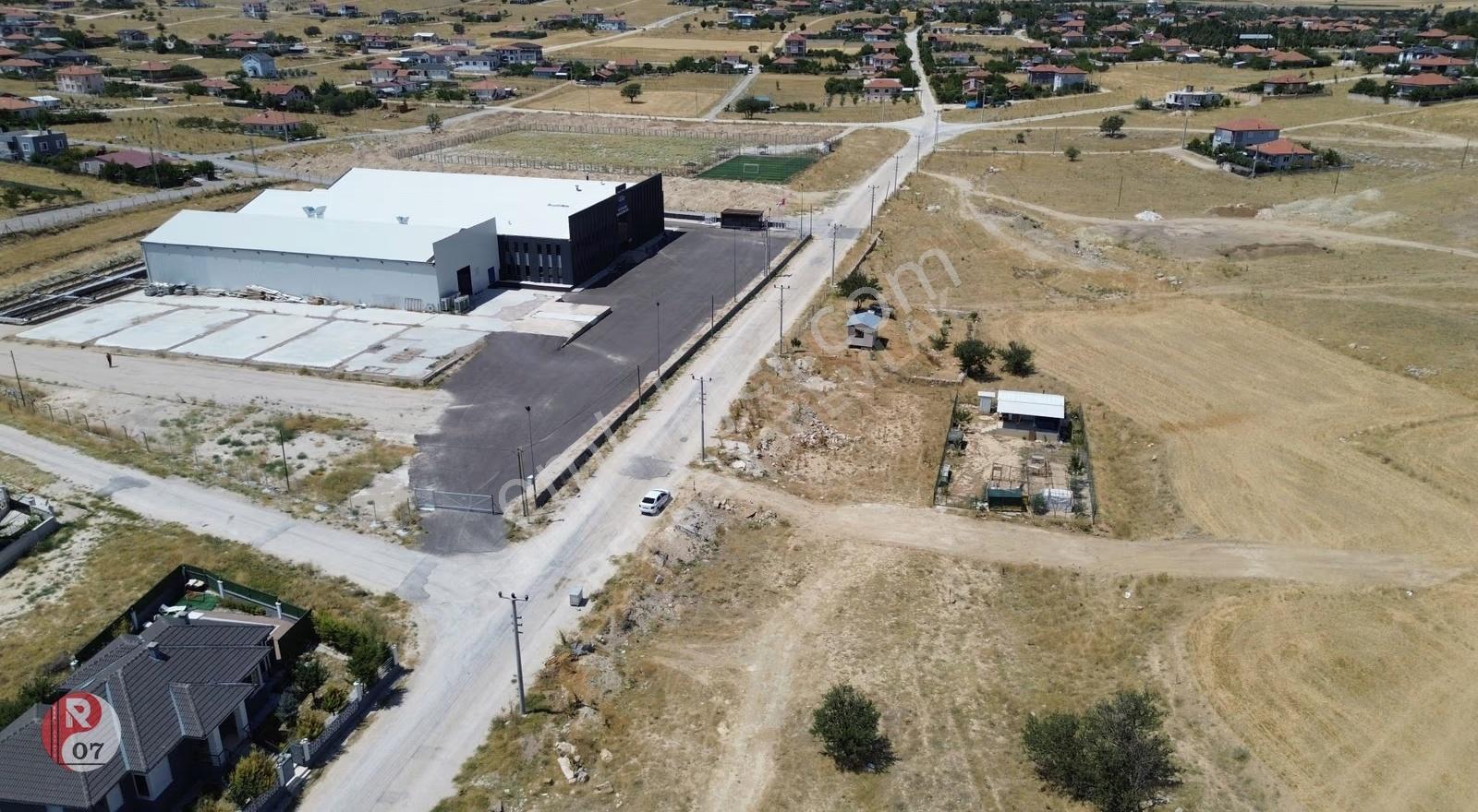 Antalya Korkuteli Bozova Mahallesinde Satılık 662m2 Köşe Arsa - Görsel 9