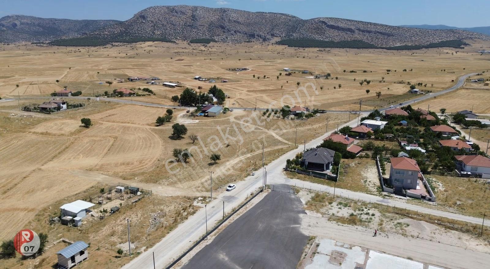 Antalya Korkuteli Bozova Mahallesinde Satılık 662m2 Köşe Arsa - Görsel 14