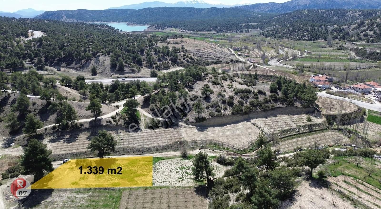 Antalya Korkuteli Dereköy Mahallesinde Satılık 1.339m2 Arazi - Görsel 2