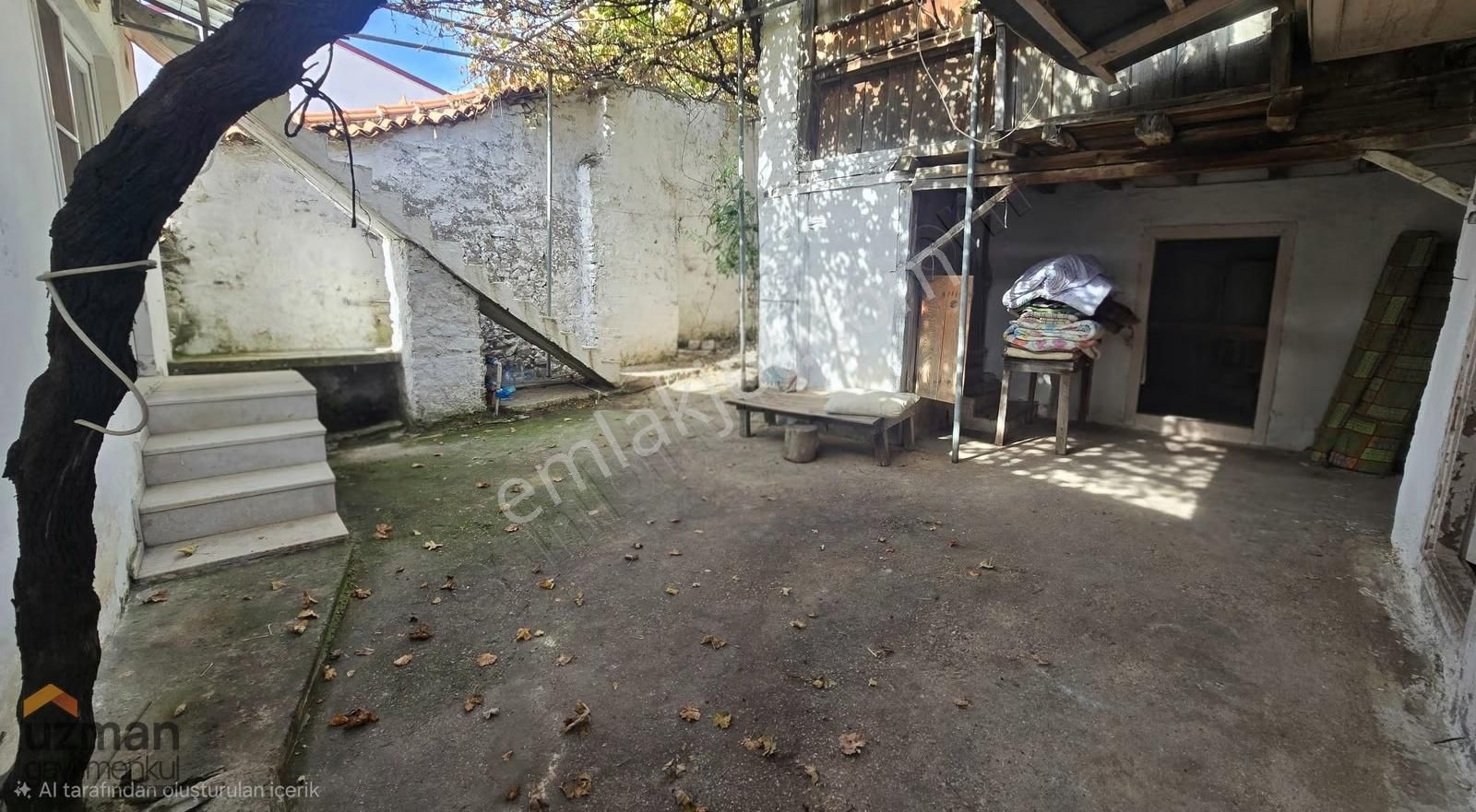 Yerkesik'te İçerisinde 3 Adet Yapı Kayıtlı Ev 1 Dükkan Ve Arsası - Görsel 17