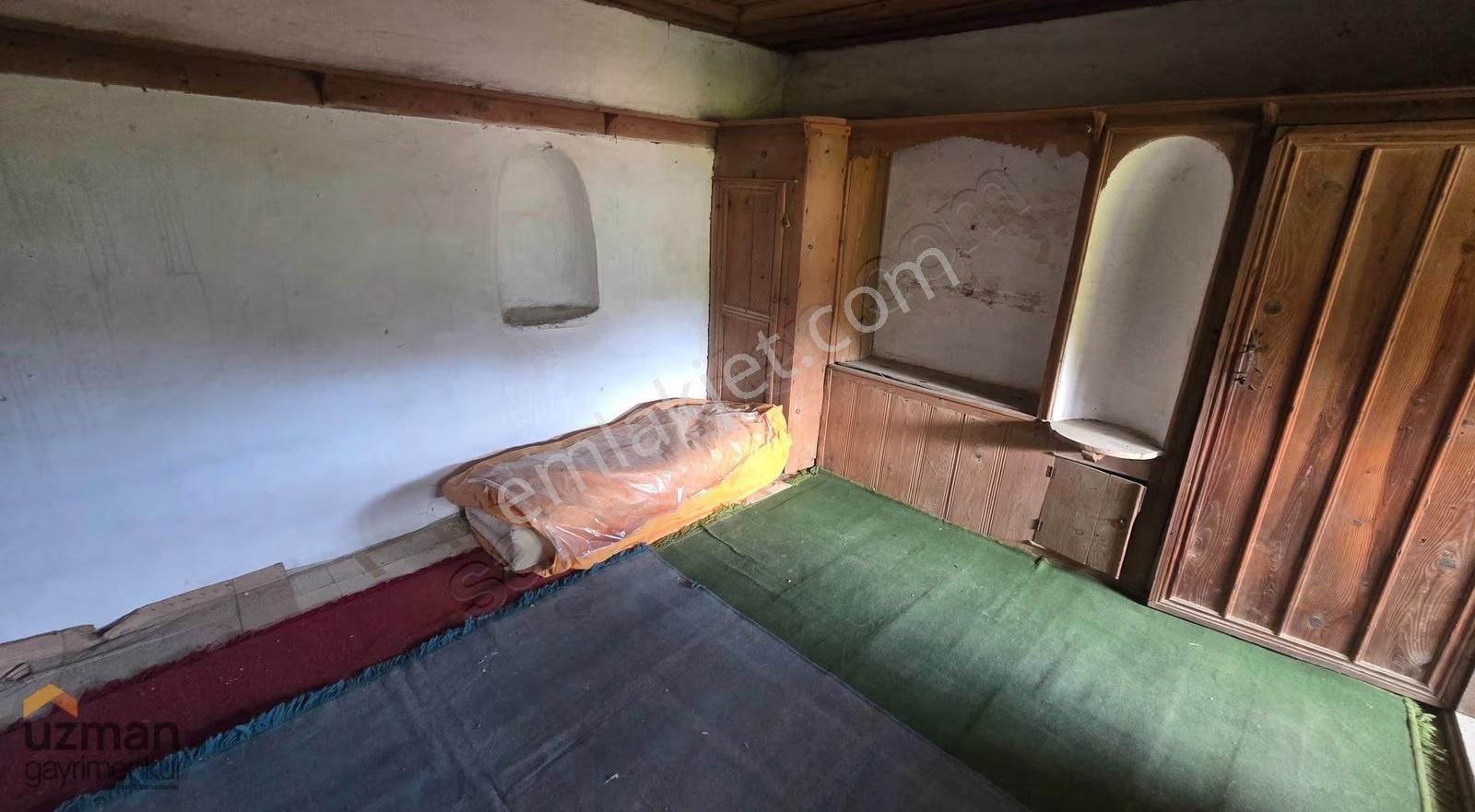 Yerkesik'te İçerisinde 3 Adet Yapı Kayıtlı Ev 1 Dükkan Ve Arsası - Görsel 19