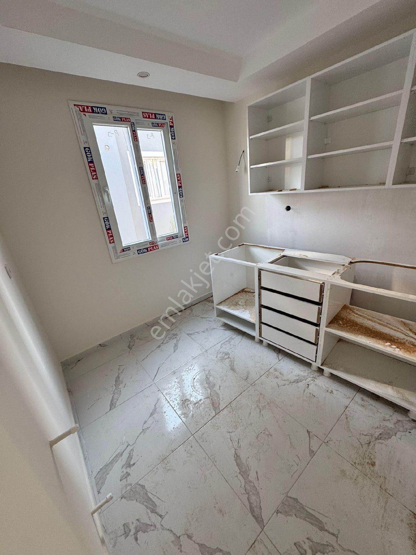 Satılık Müstakil İki Katlı 2+1 - Görsel 7