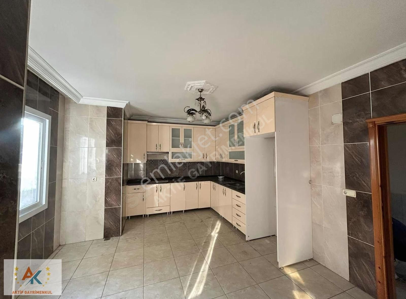Aktif'den Mevlana'da 220m2 3+1 Çok Geniş Kiralık Daire