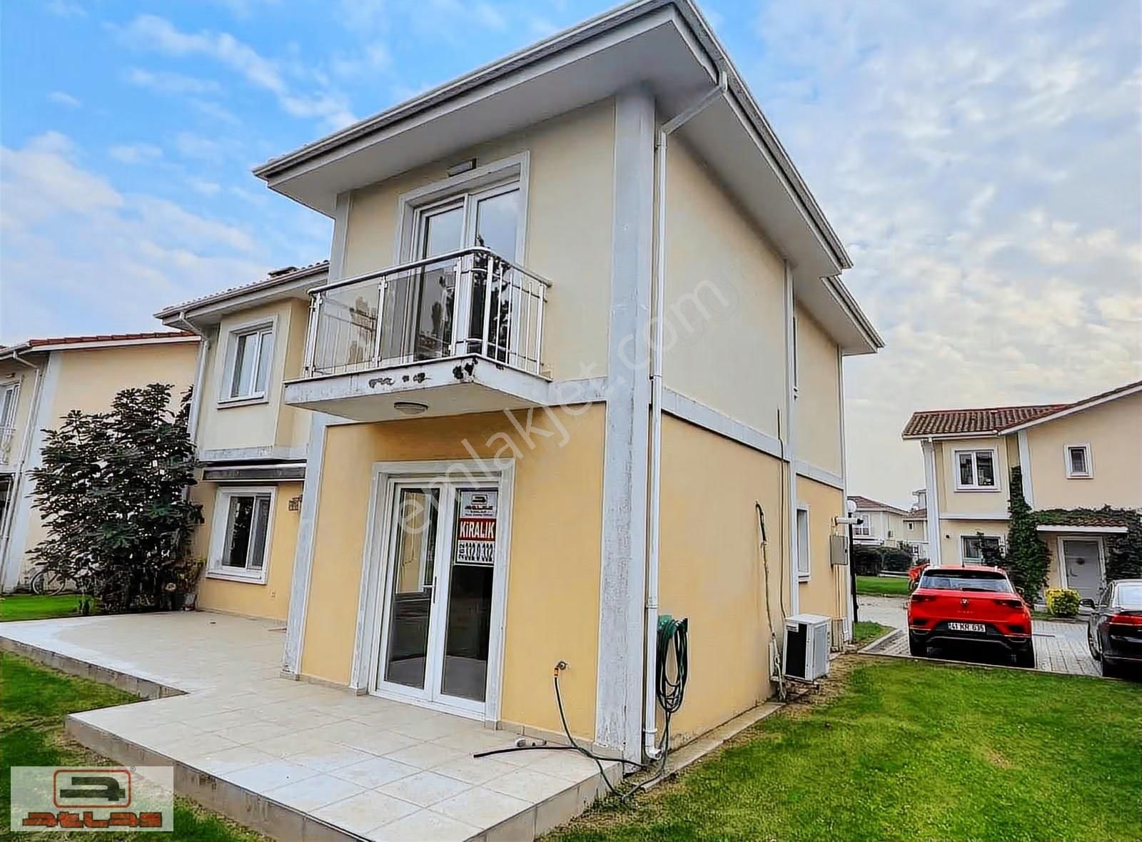 Atlas'tan Villam 1 Sitesi'nde Kiralık B Tipi 3+1 190 M2 Müstakil - Görsel 13