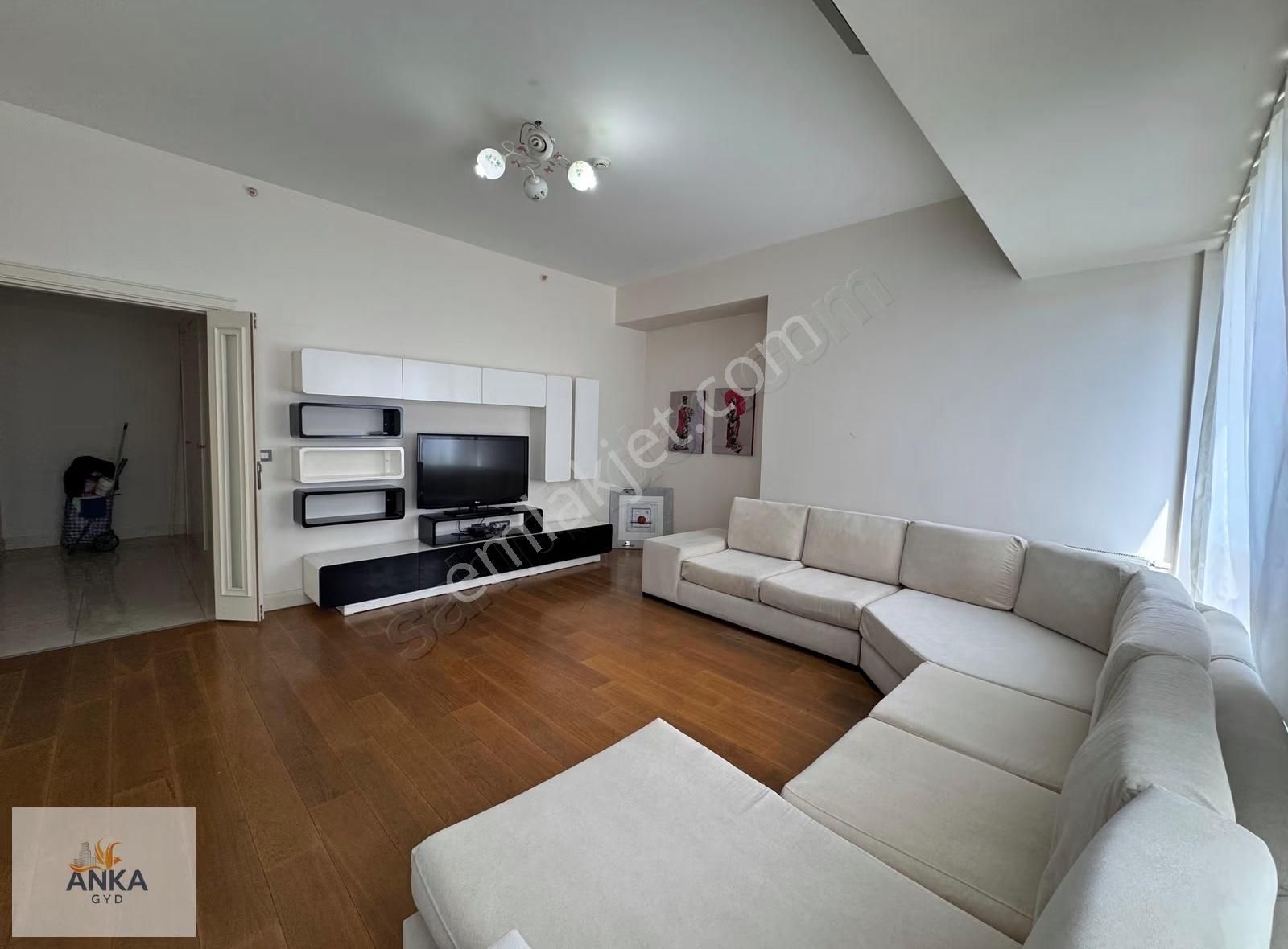 Venezia Mega 2+1 Kapalı Mutfak Şehir Manzaralı Satılık Daire