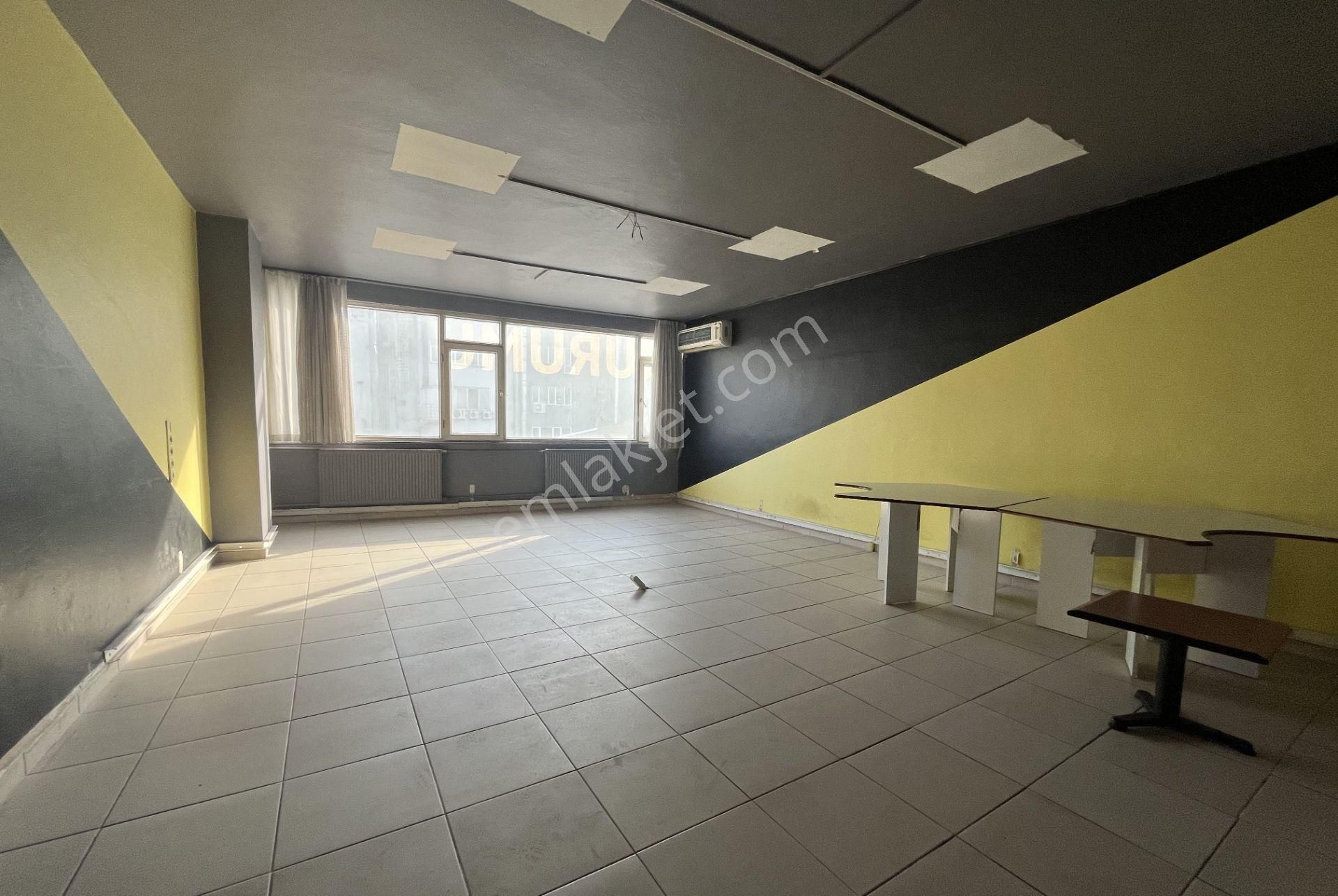 Next House'dan Şirinevler'de 225m2 Kiralık Ofis - Görsel 4