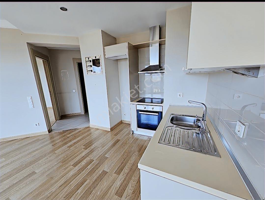 Evora A Parsel'de Yeni Kiracılı Balkonlu 1+1 - Görsel 12