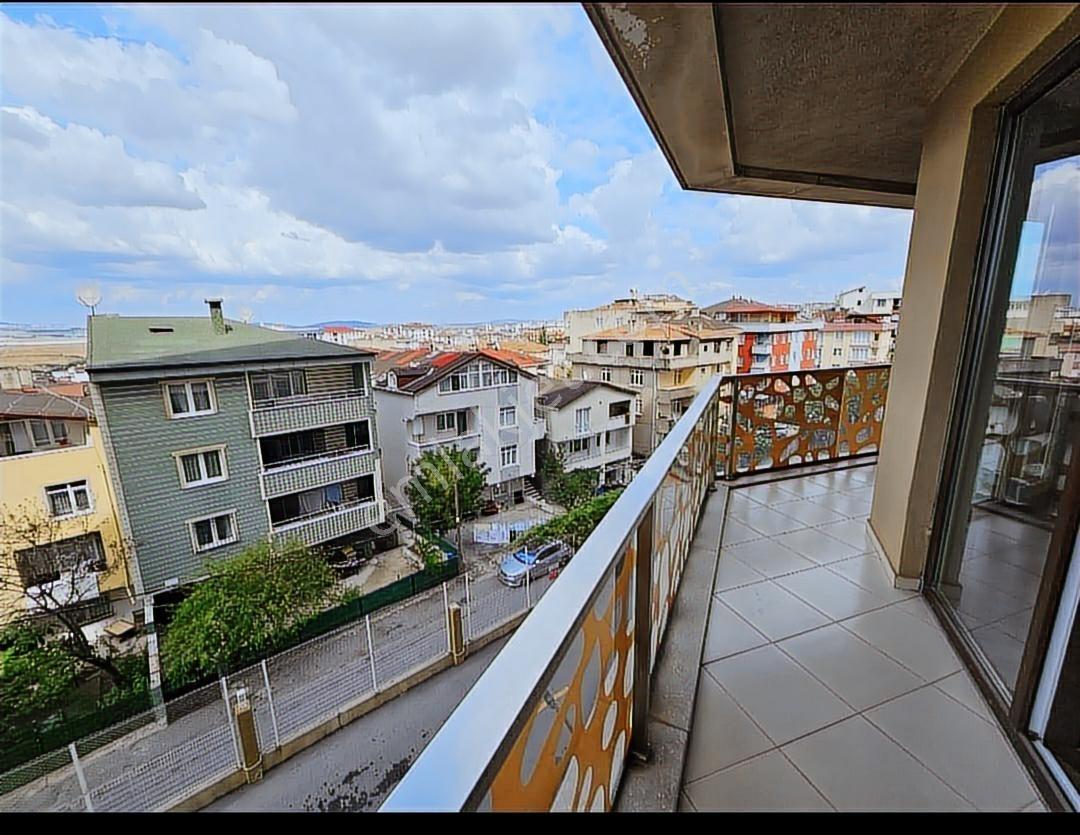 Evora A Parsel'de Yeni Kiracılı Balkonlu 1+1 - Görsel 14