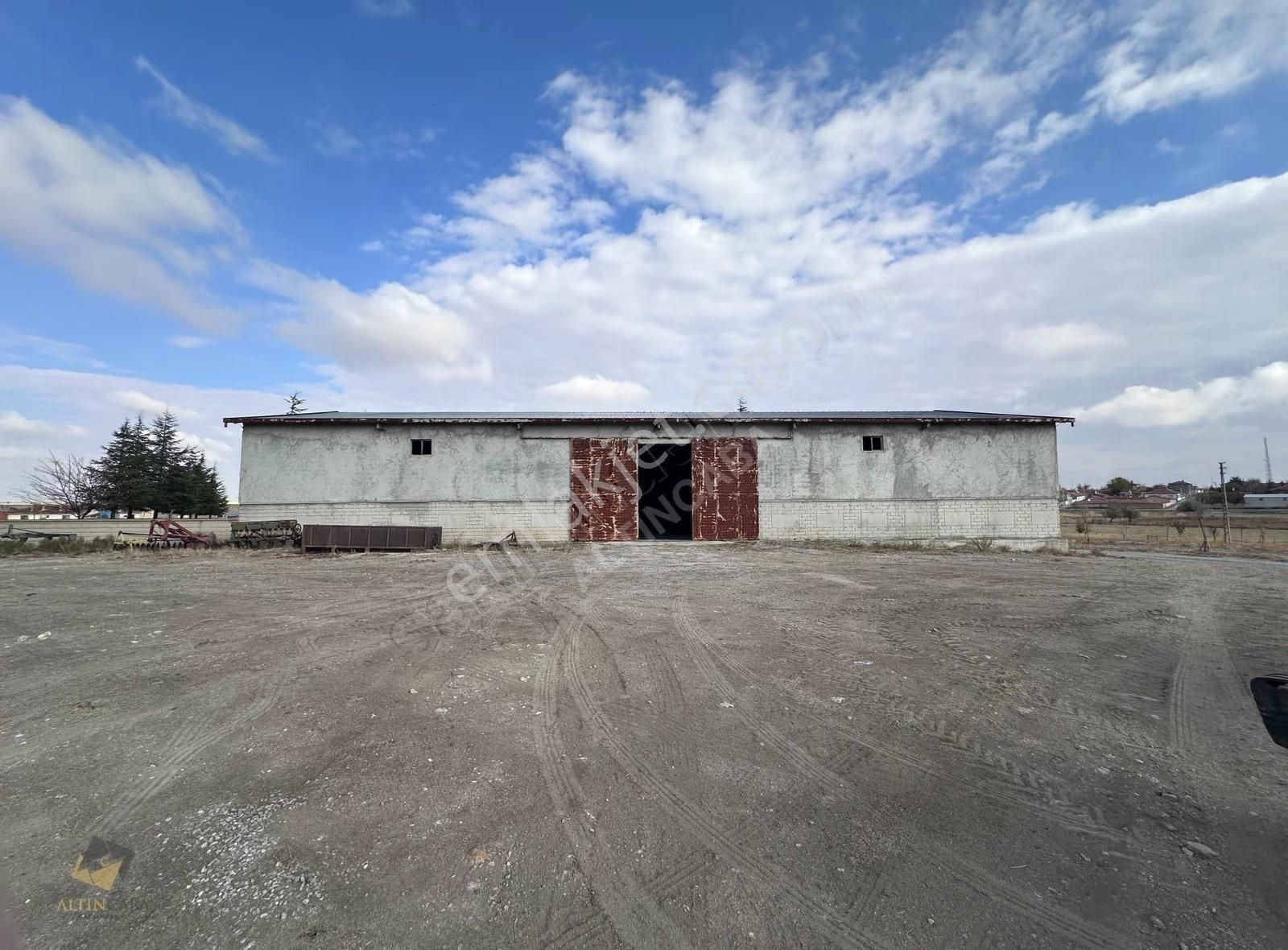 Altıncaba'dan Başhüyük'te 700 M² Kiralık Depo - Görsel 2