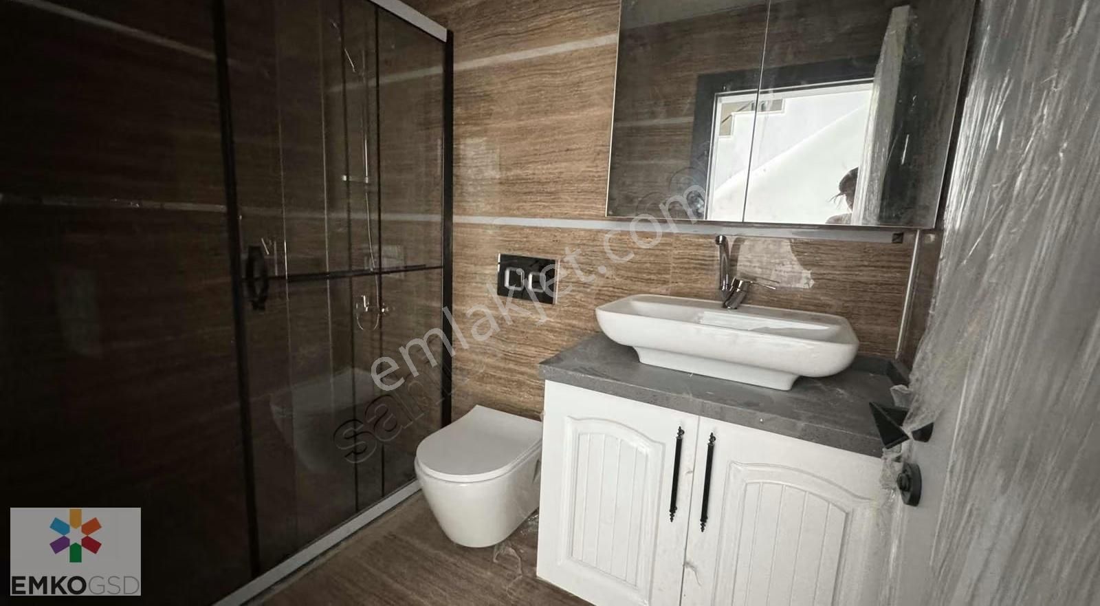 Ortamahalle Geniş Bahçeli Otoparklı Fırsat Satılık Villa(emko) - Görsel 23