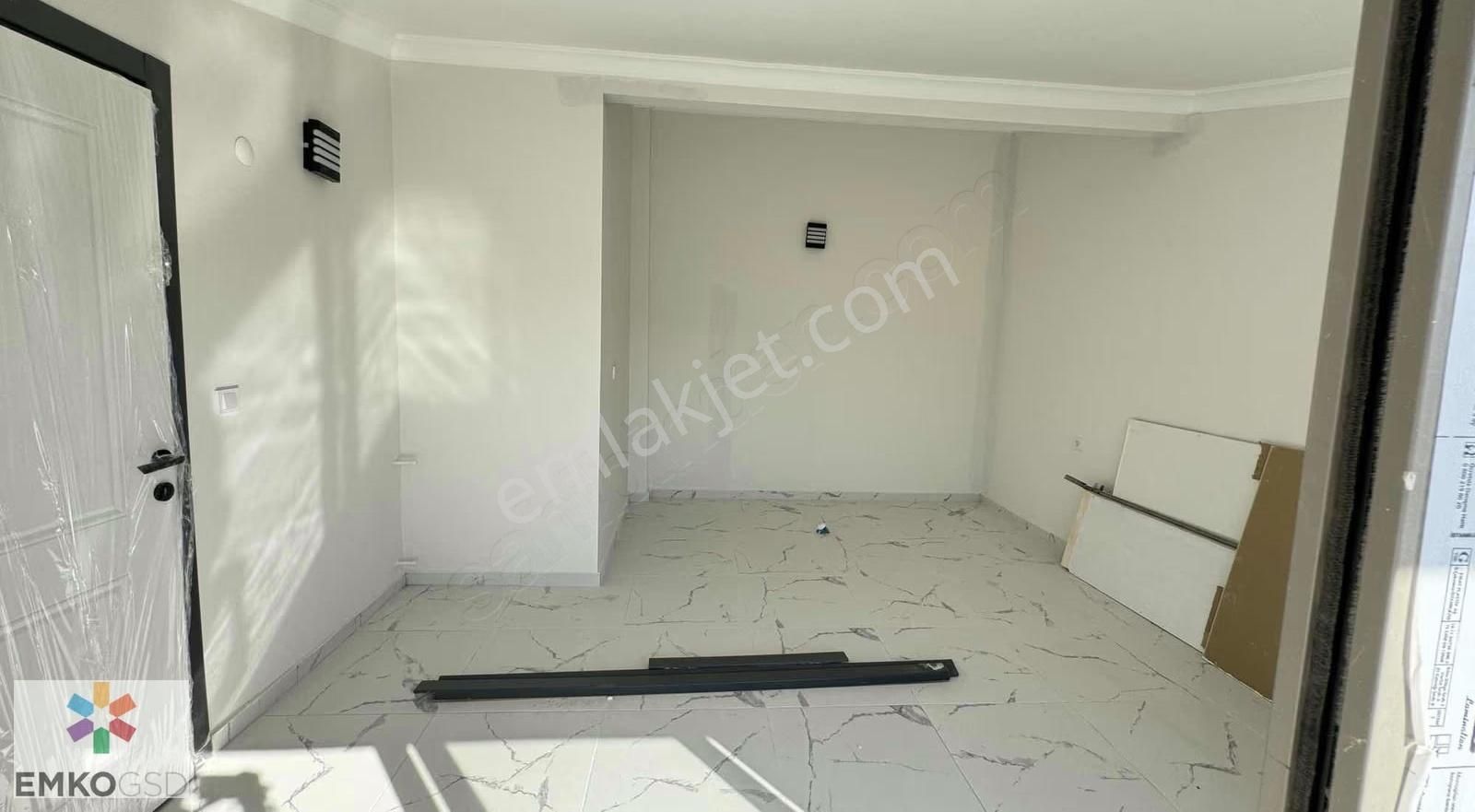 Ortamahalle Geniş Bahçeli Otoparklı Fırsat Satılık Villa(emko) - Görsel 9