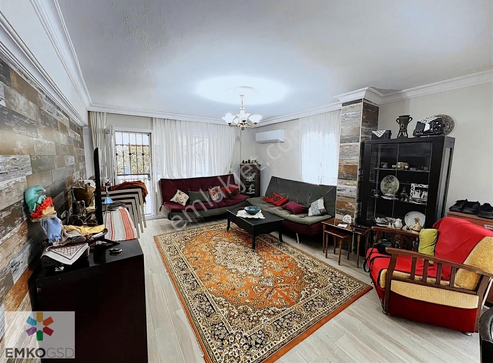 Denize 50 Metre Geniş Bahçe Katı Satılık Yazlık Daire