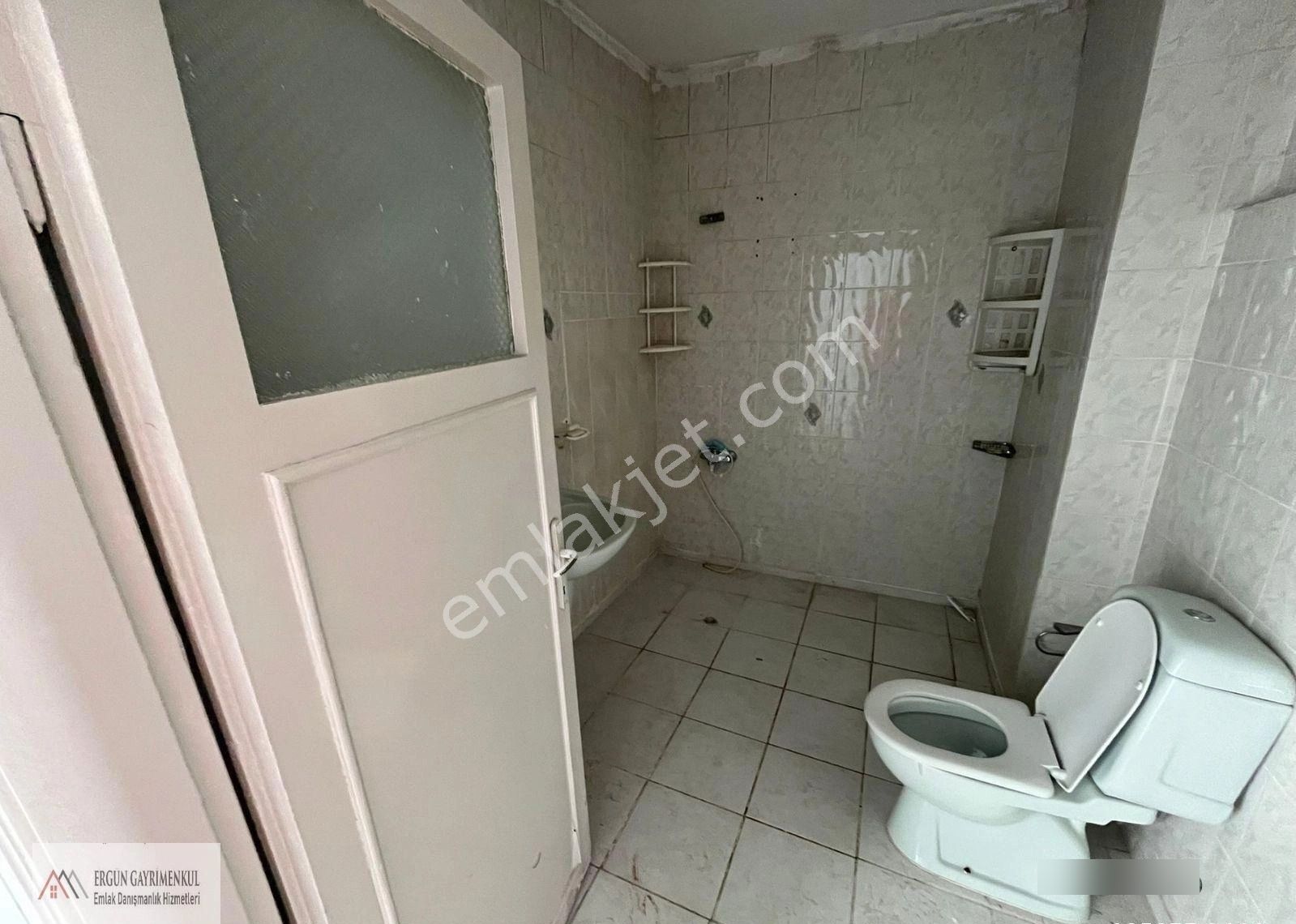 Ergünden Pirireiste Kiralık Geniş 3+1 Daire - Görsel 8