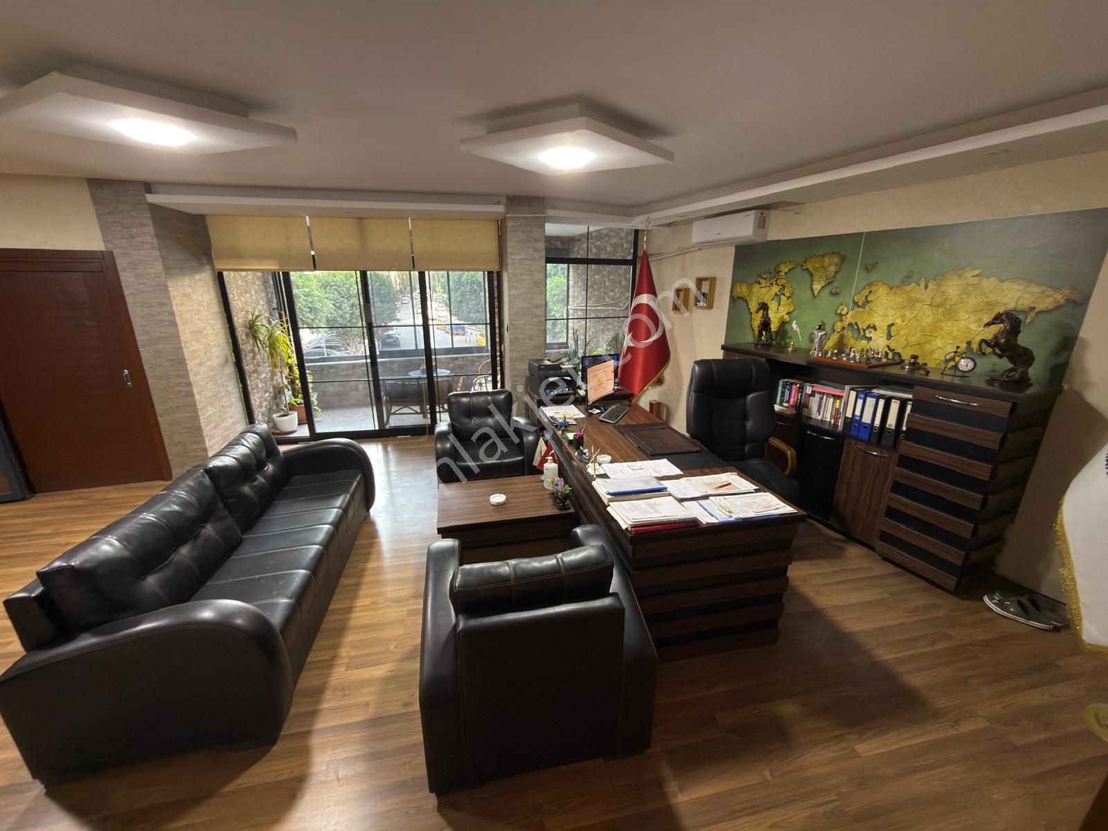 Adana Seyhan Reşatbey Mah. Tabela Değeri Yüksek Satılık 8+2 Daire İki Adet Karşılklı Ofis Malzemeli