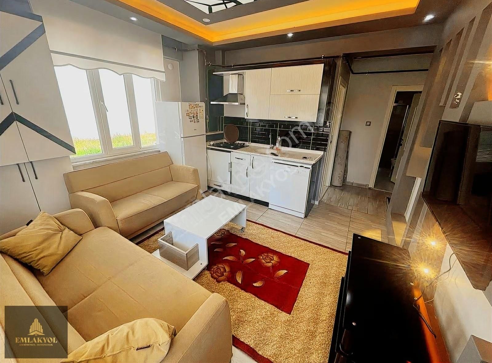 Erenler 2+1 Lüx 70 M2 Balkonlu Eşyalı Kiracılı Dükkan Tapulu