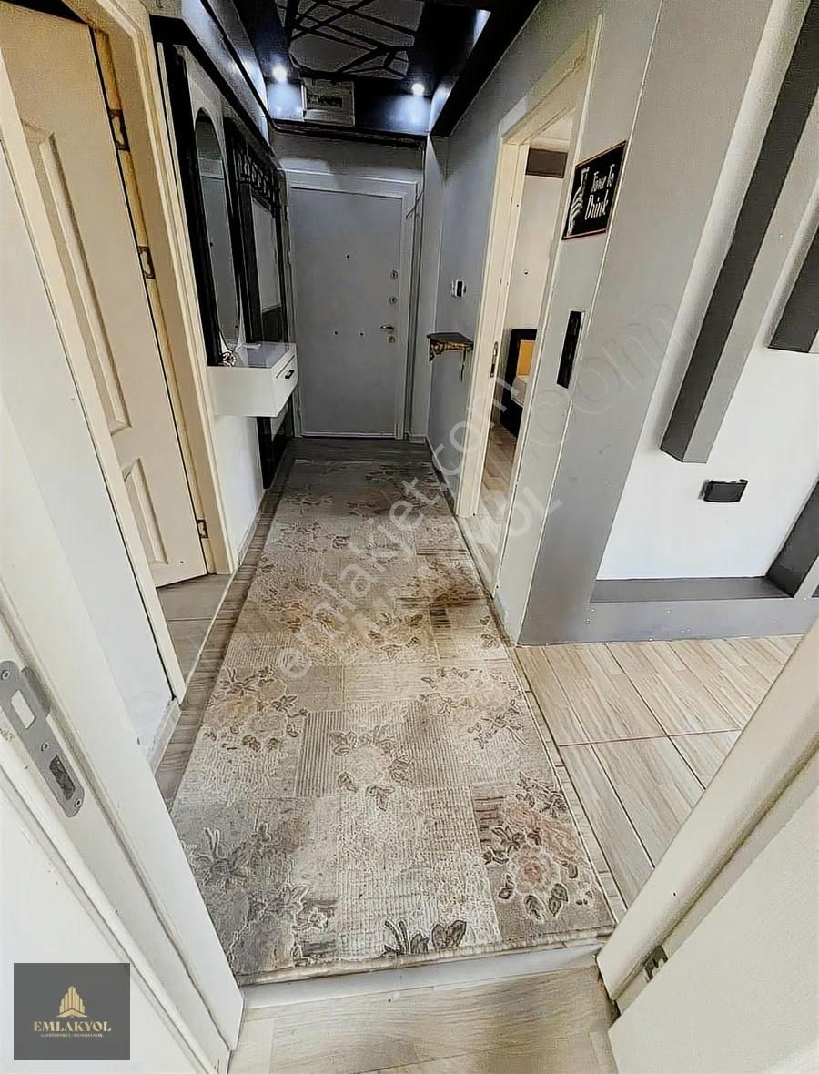 Erenler 2+1 Lüx 70 M2 Balkonlu Eşyalı Kiracılı Dükkan Tapulu - Görsel 2