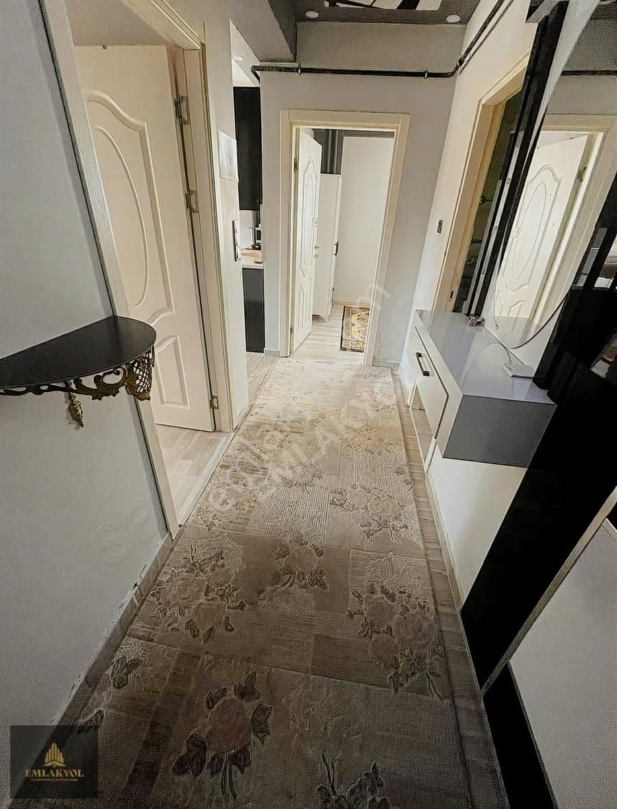 Erenler 2+1 Lüx 70 M2 Balkonlu Eşyalı Kiracılı Dükkan Tapulu - Görsel 8