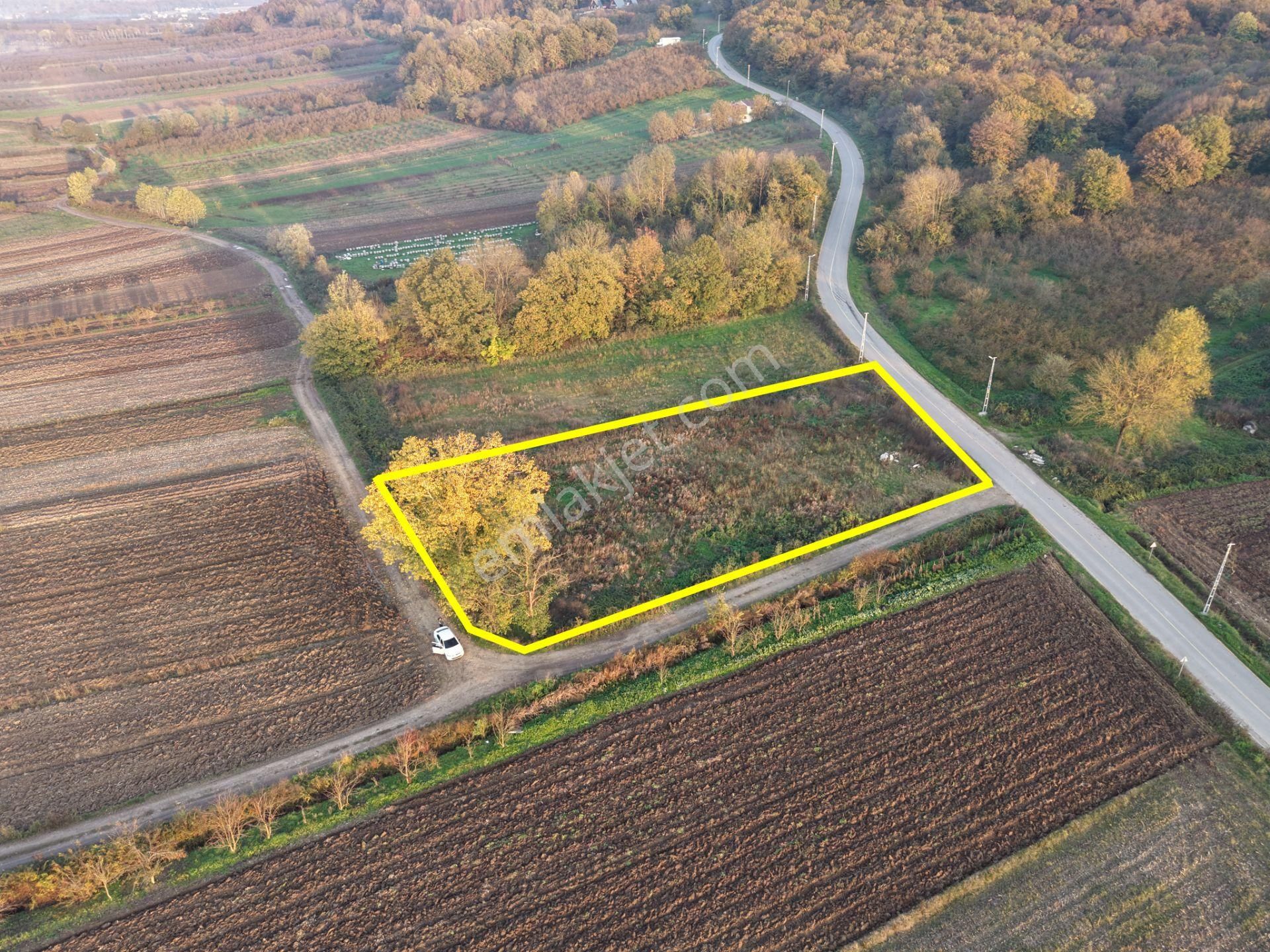 Emlakevim - Yukarı Çalıca Mah. De 2296 M2 Satılık Arsa ! Fırsat - Görsel 6