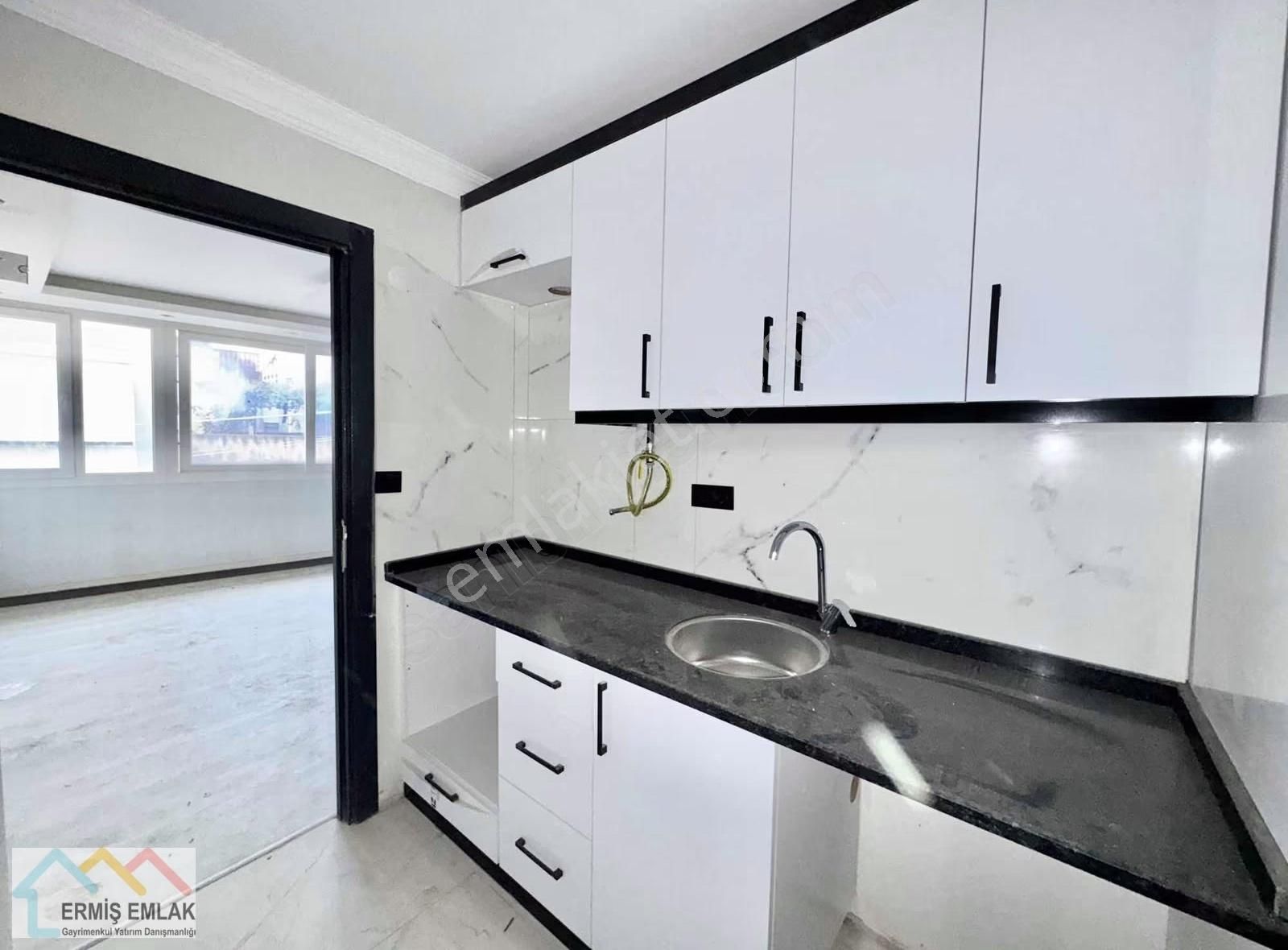 Satılık 2+0 Tadilatlı Daire - Görsel 12