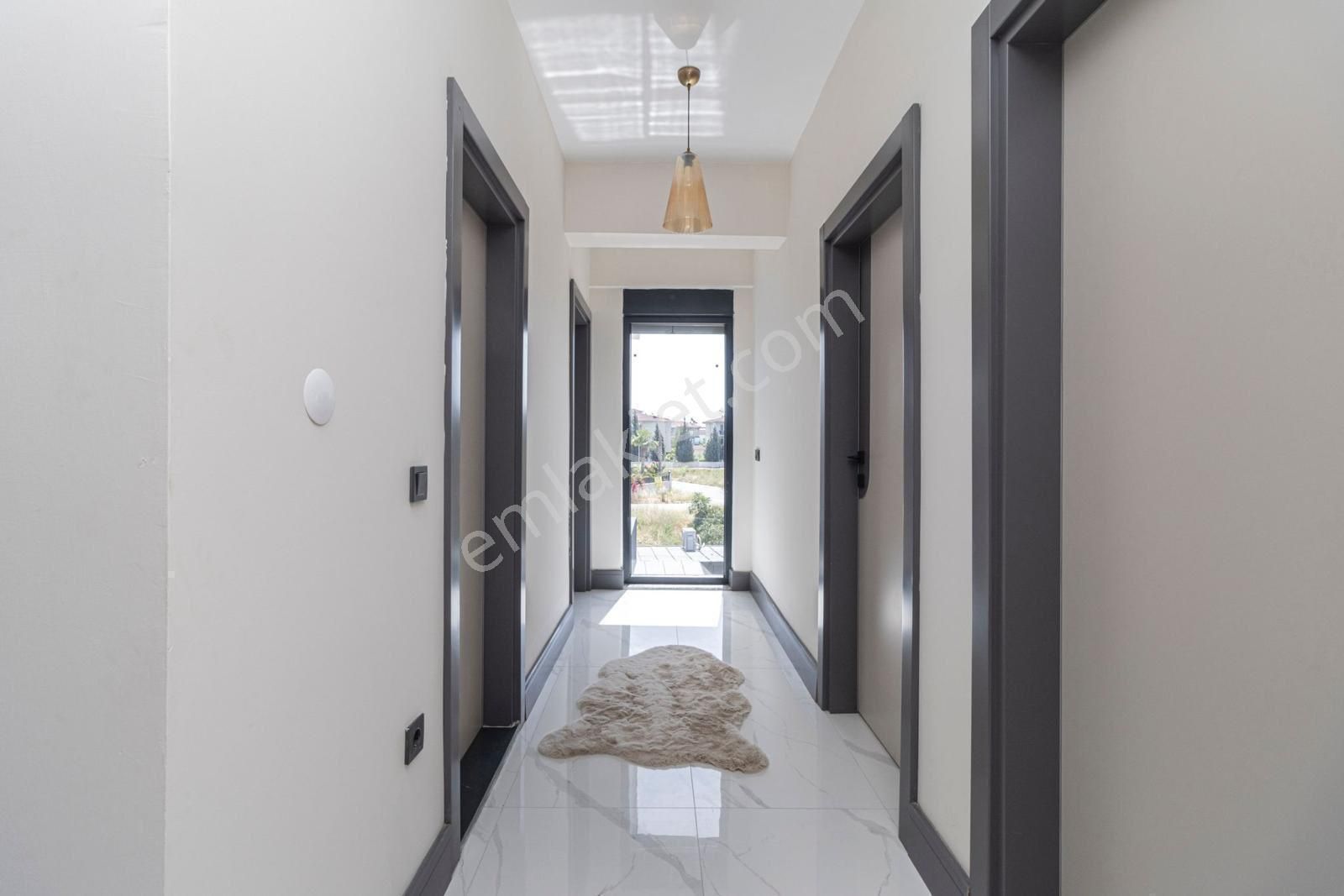 Belek’te 5+1 Eşyalı Ultra Lüks Yapı Özel Havuzlu Villa Granada Otel Arkası - Görsel 10