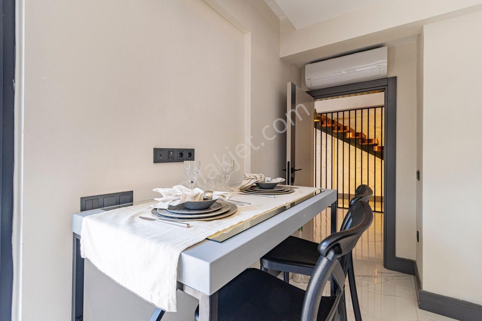 Belek’te 5+1 Eşyalı Ultra Lüks Yapı Özel Havuzlu Villa Granada Otel Arkası - Görsel 7