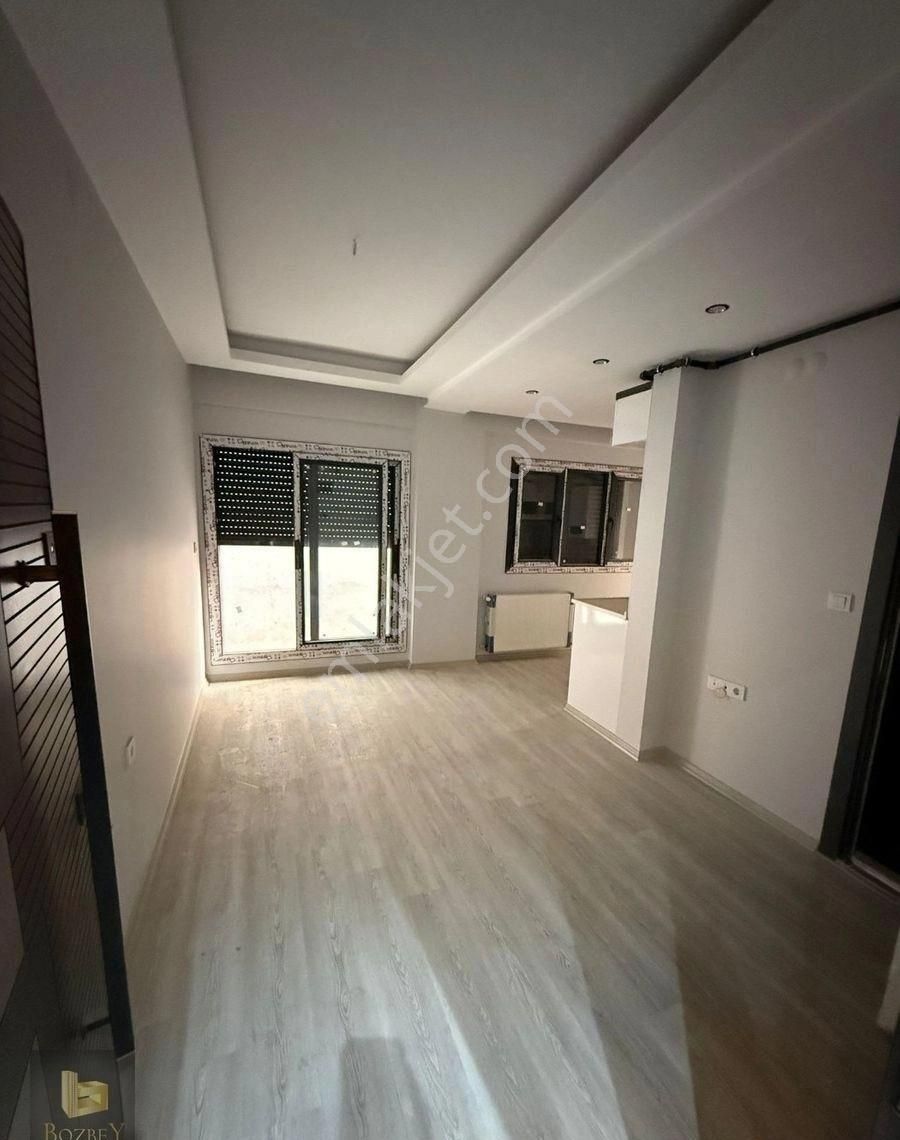 Buca Yeşilbağlar Mah. 1+1 45 M2 Doğalgazlı Satılık Sıfır Daire