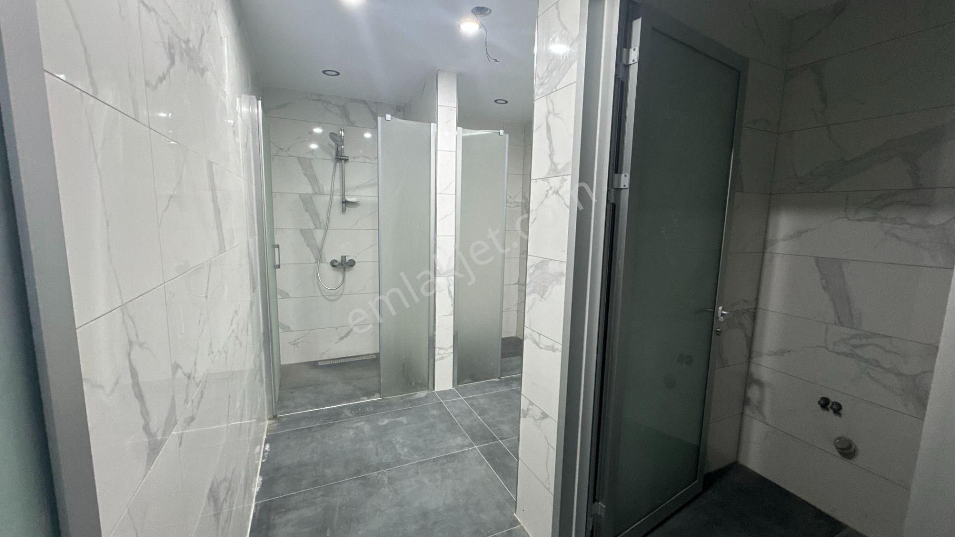 Pendik Batı Mahallesi Martı Sitesi Oturuma Hazır 3+1 Daire - Görsel 31