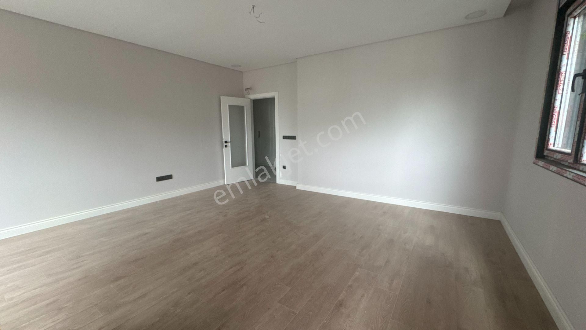 Pendik Batı Mahallesi Martı Sitesi Oturuma Hazır 3+1 Daire - Görsel 13