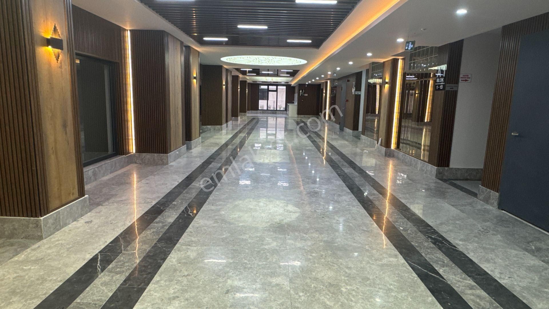 Pendik Batı Mahallesi Martı Sitesi Oturuma Hazır 3+1 Daire - Görsel 7