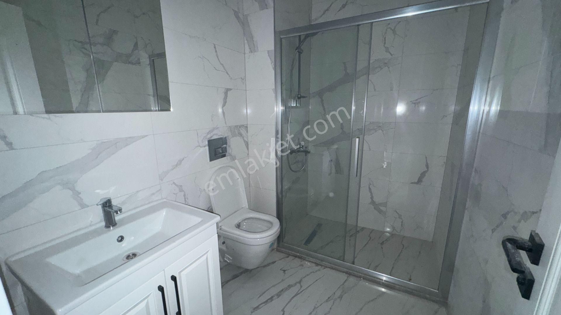 Pendik Batı Mahallesi Martı Sitesi Oturuma Hazır 3+1 Daire - Görsel 18