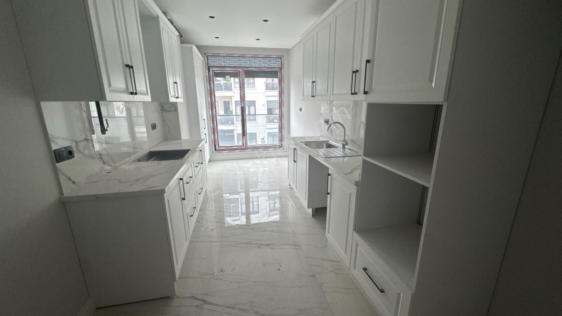 Pendik Batı Mahallesi Martı Sitesi Oturuma Hazır 3+1 Daire - Görsel 24
